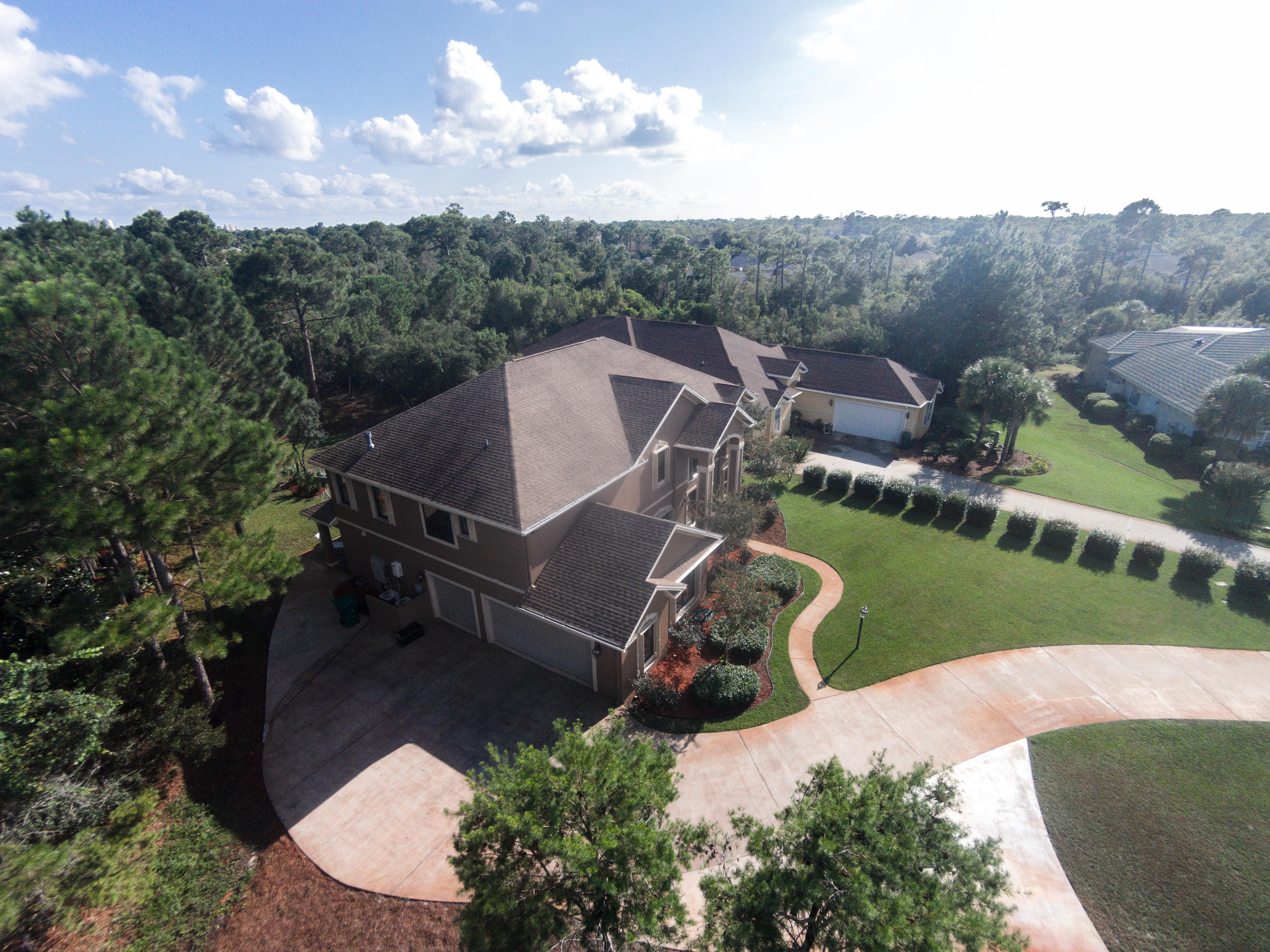 Emerald Bay Golf Community - Residential