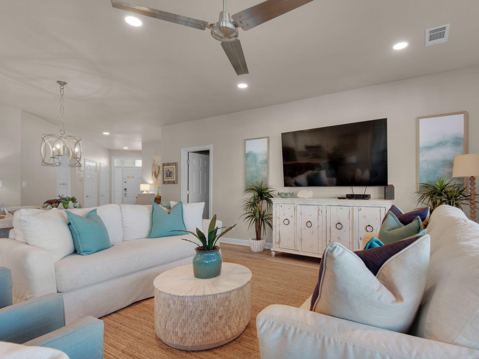 HIDDEN DUNES BEACH VILLAS - Residential