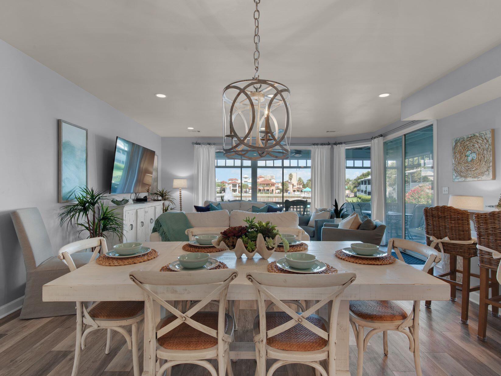 HIDDEN DUNES BEACH VILLAS - Residential