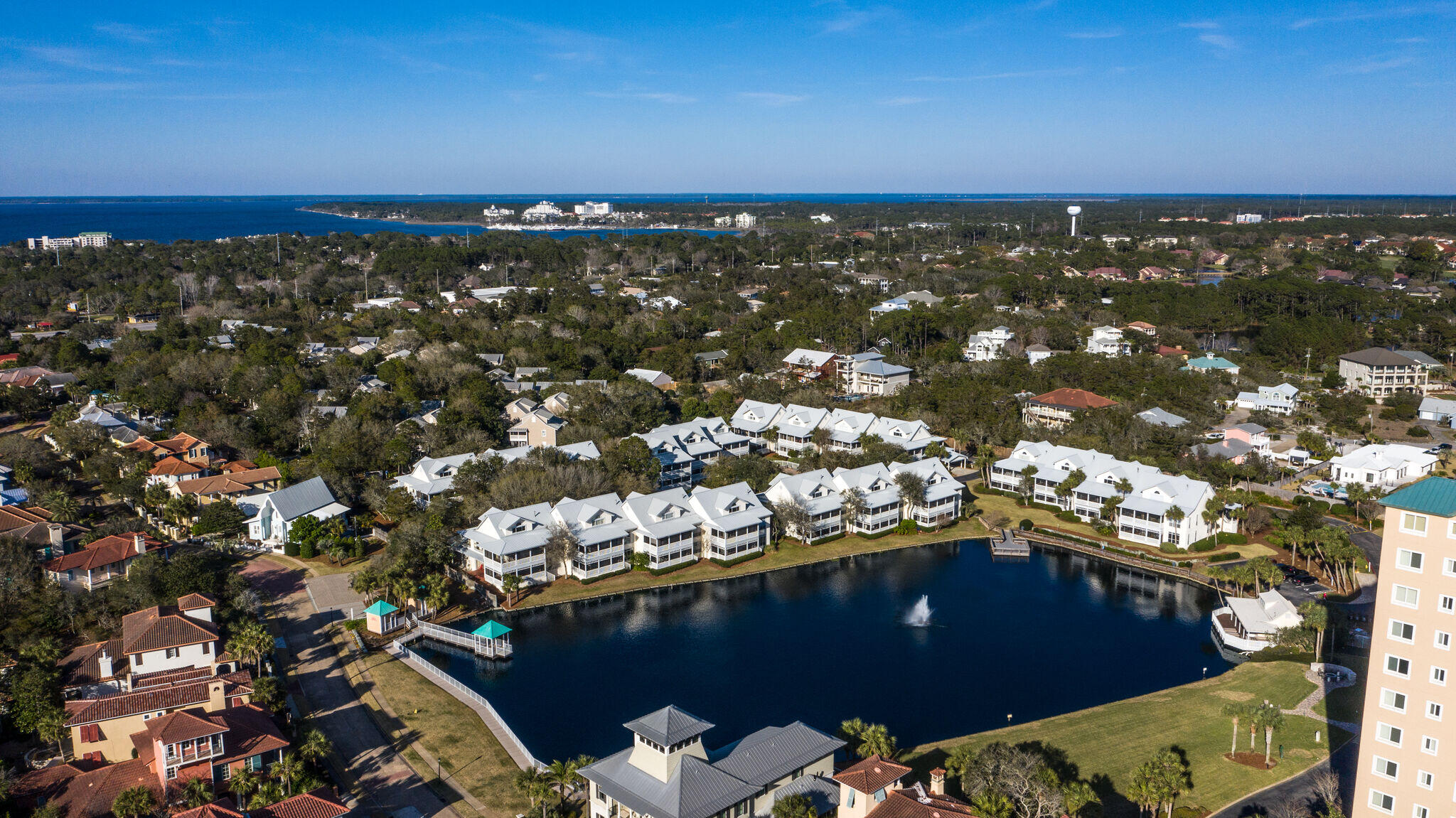 HIDDEN DUNES BEACH VILLAS - Residential