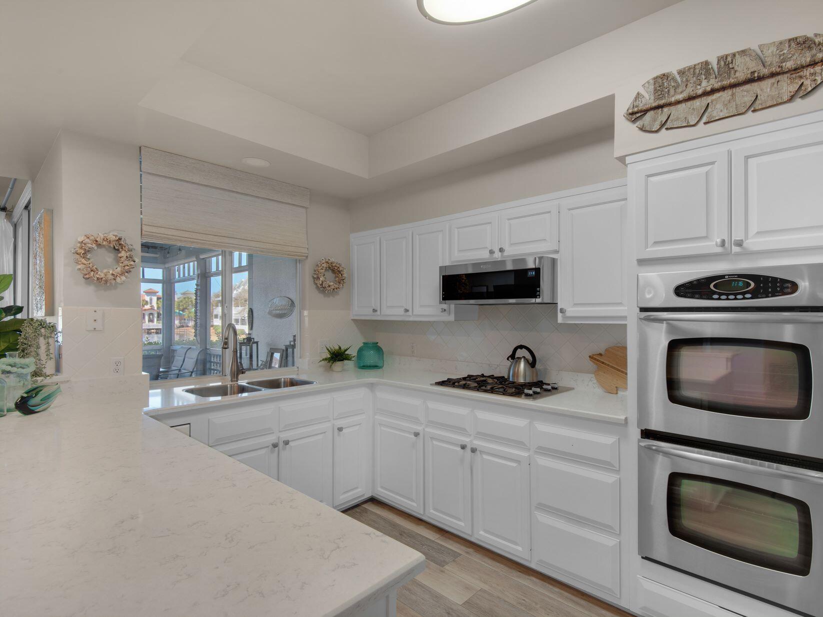 HIDDEN DUNES BEACH VILLAS - Residential