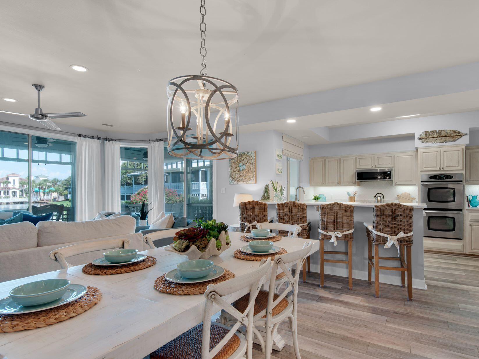 HIDDEN DUNES BEACH VILLAS - Residential