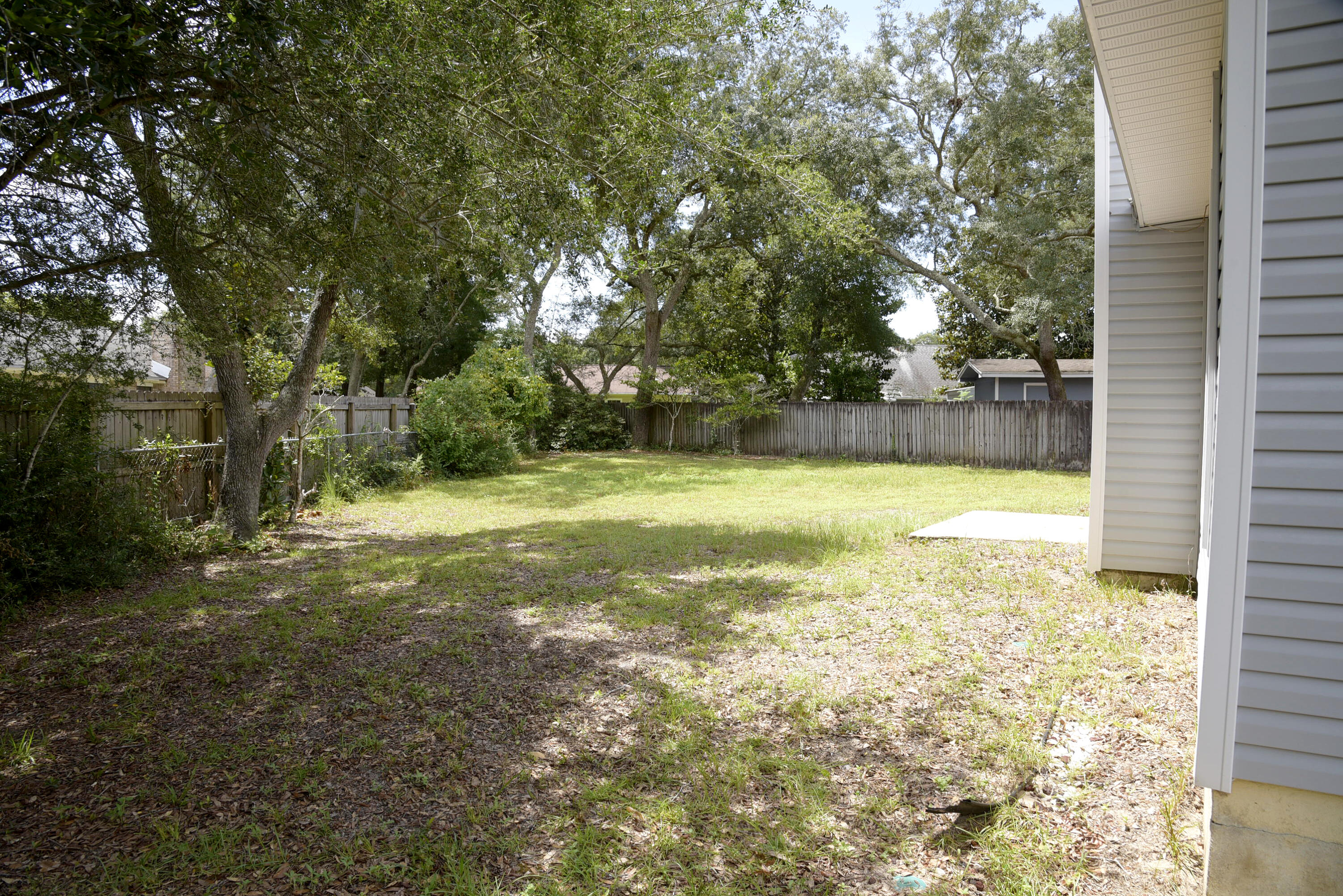 CREEKSIDE 2 - Residential Lease