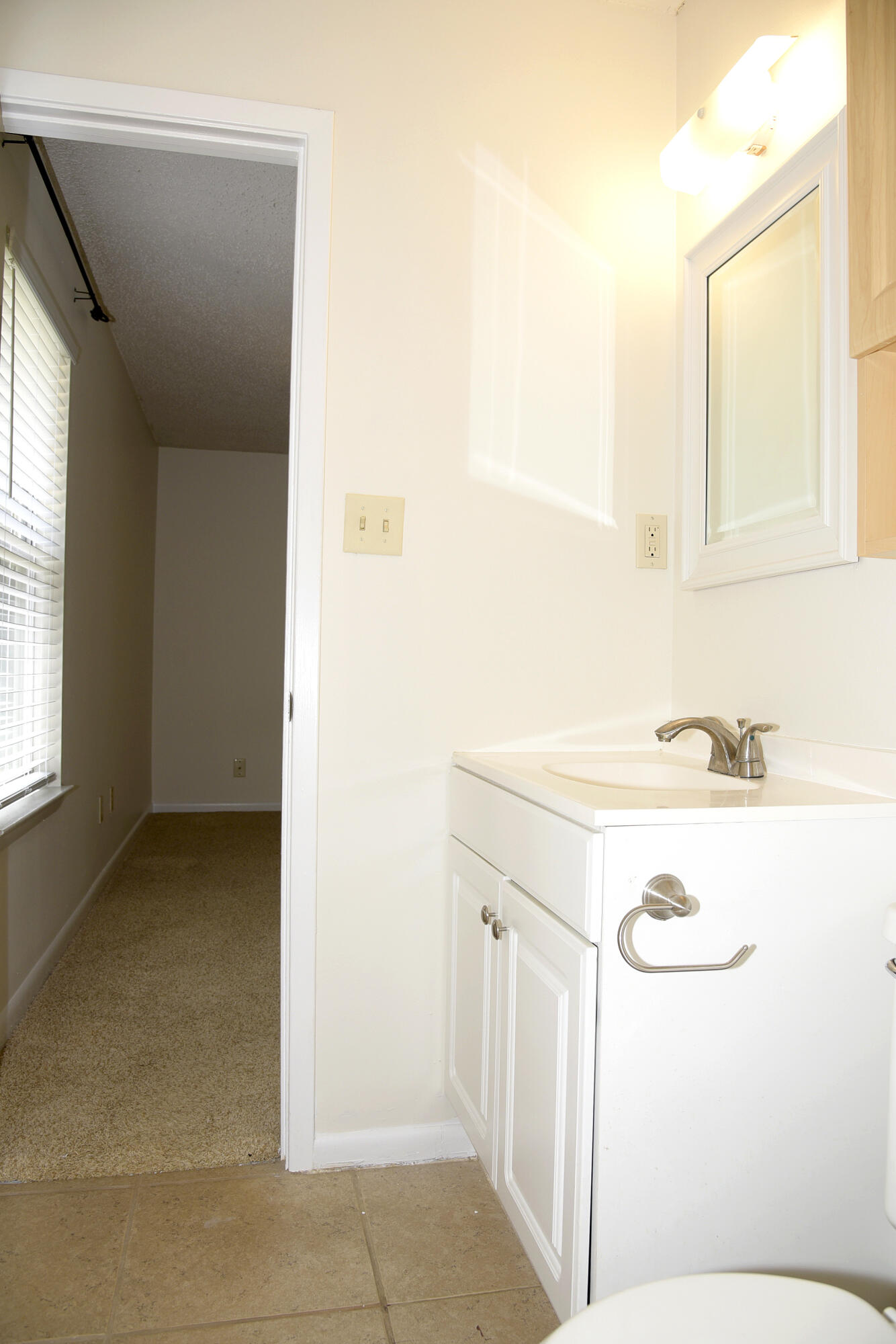 CREEKSIDE 2 - Residential Lease