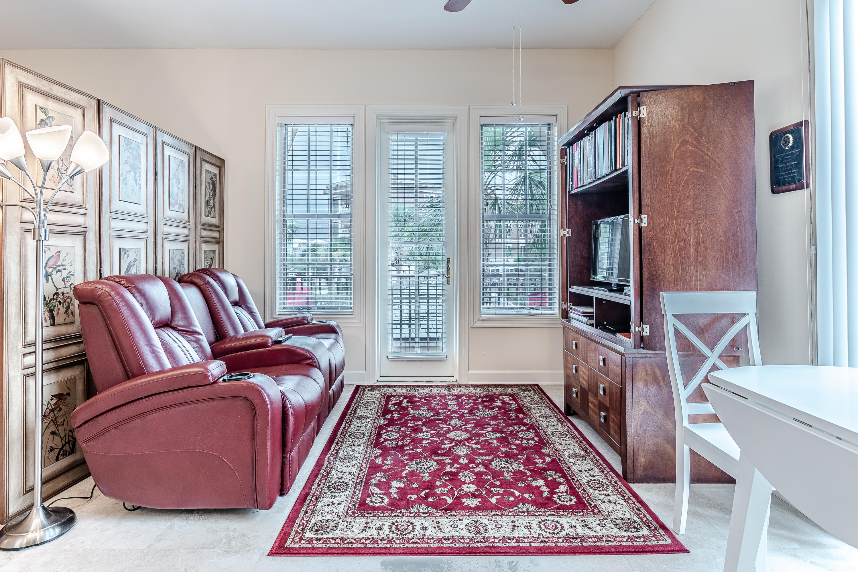 VILLAGE OF SOUTH WALTON BEACH - Residential