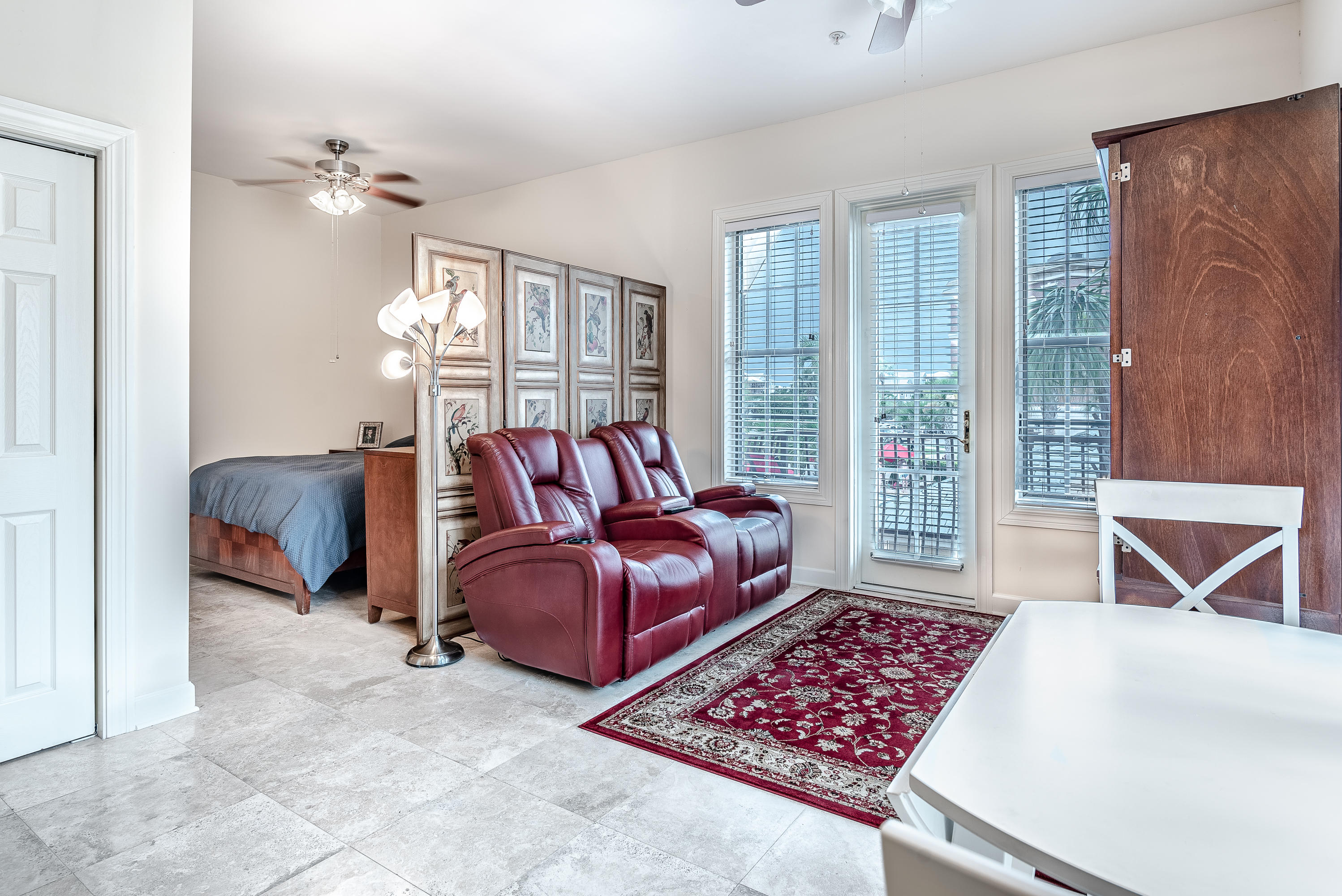 VILLAGE OF SOUTH WALTON BEACH - Residential