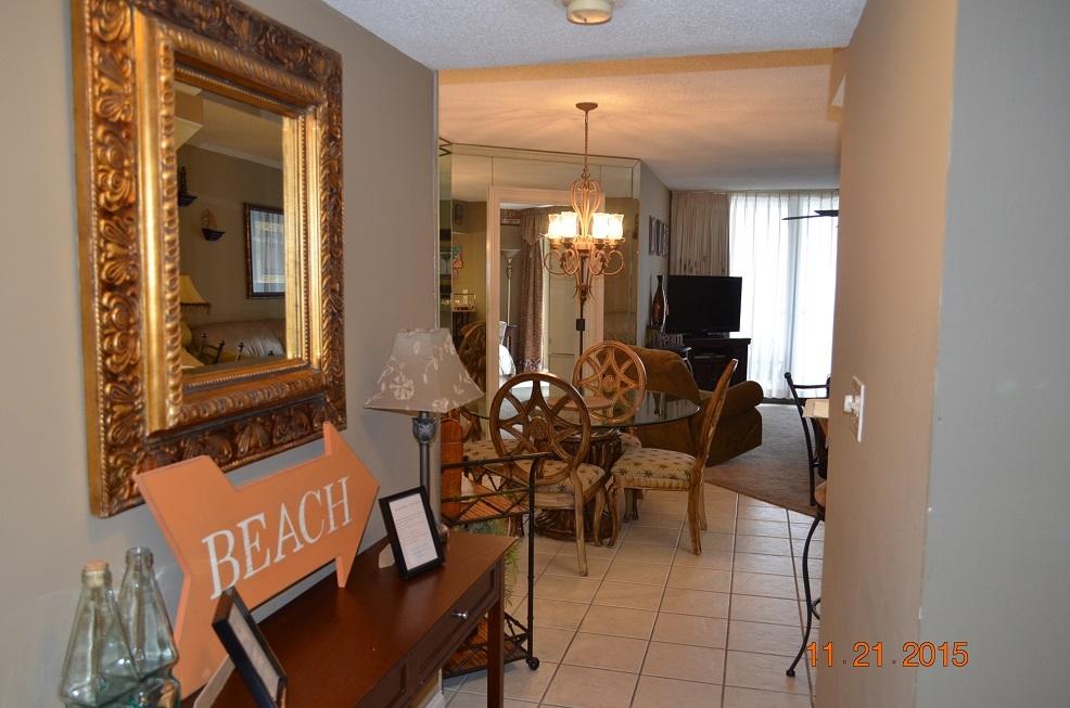 Summerhouse Condo - Residential