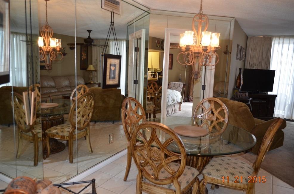 Summerhouse Condo - Residential