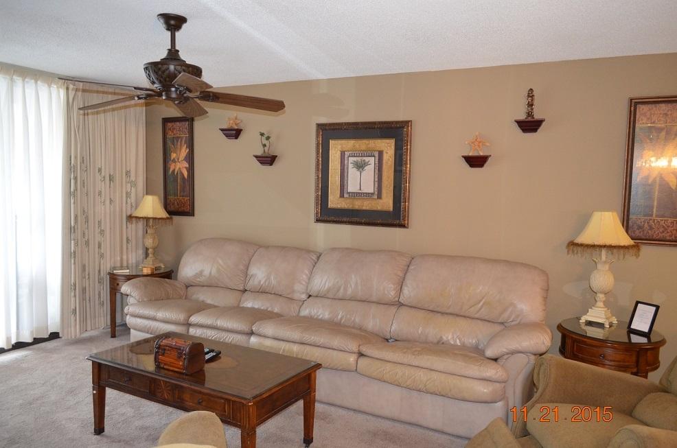 Summerhouse Condo - Residential