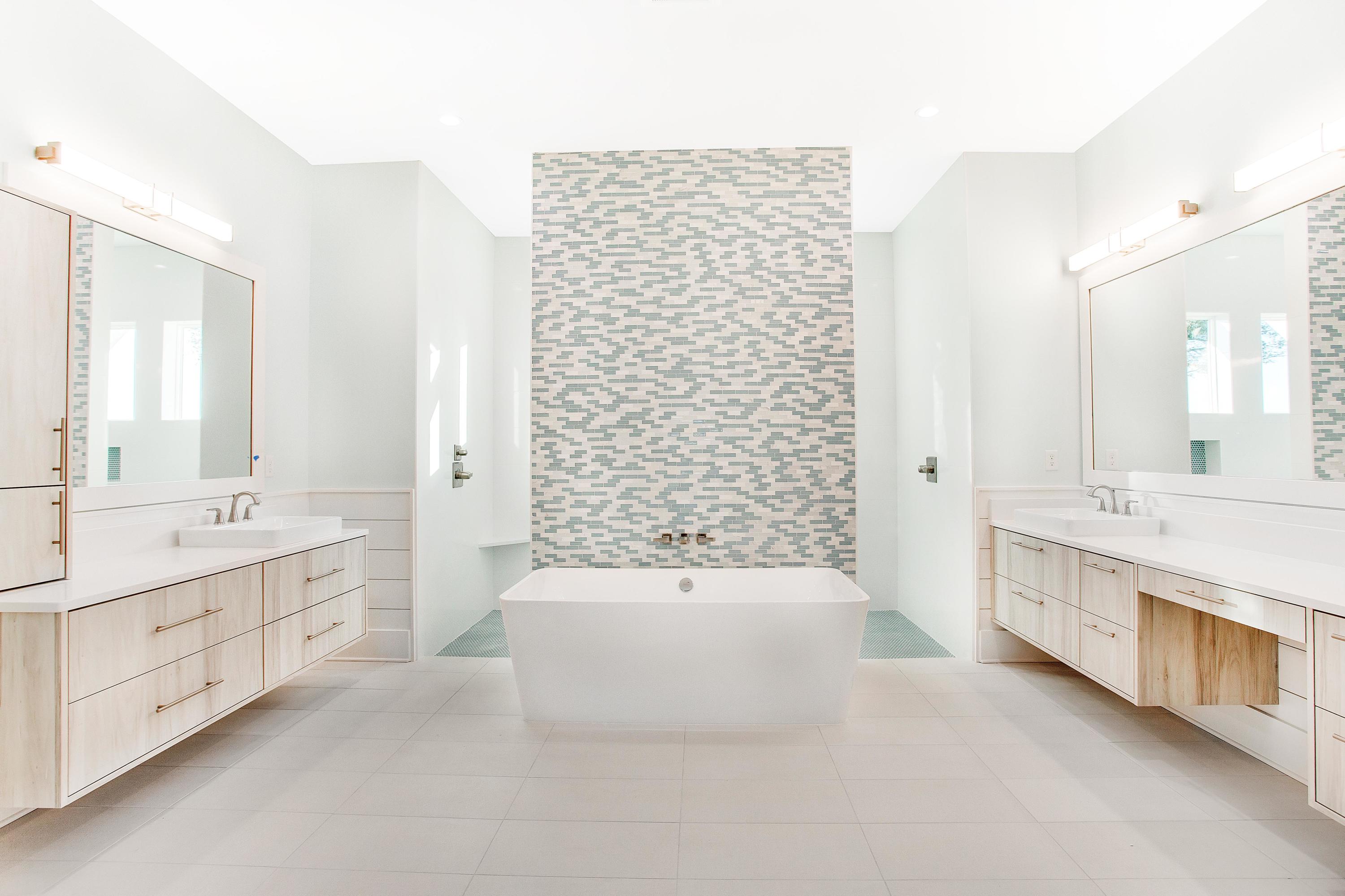 REGATTA BAY PH 1 - Residential