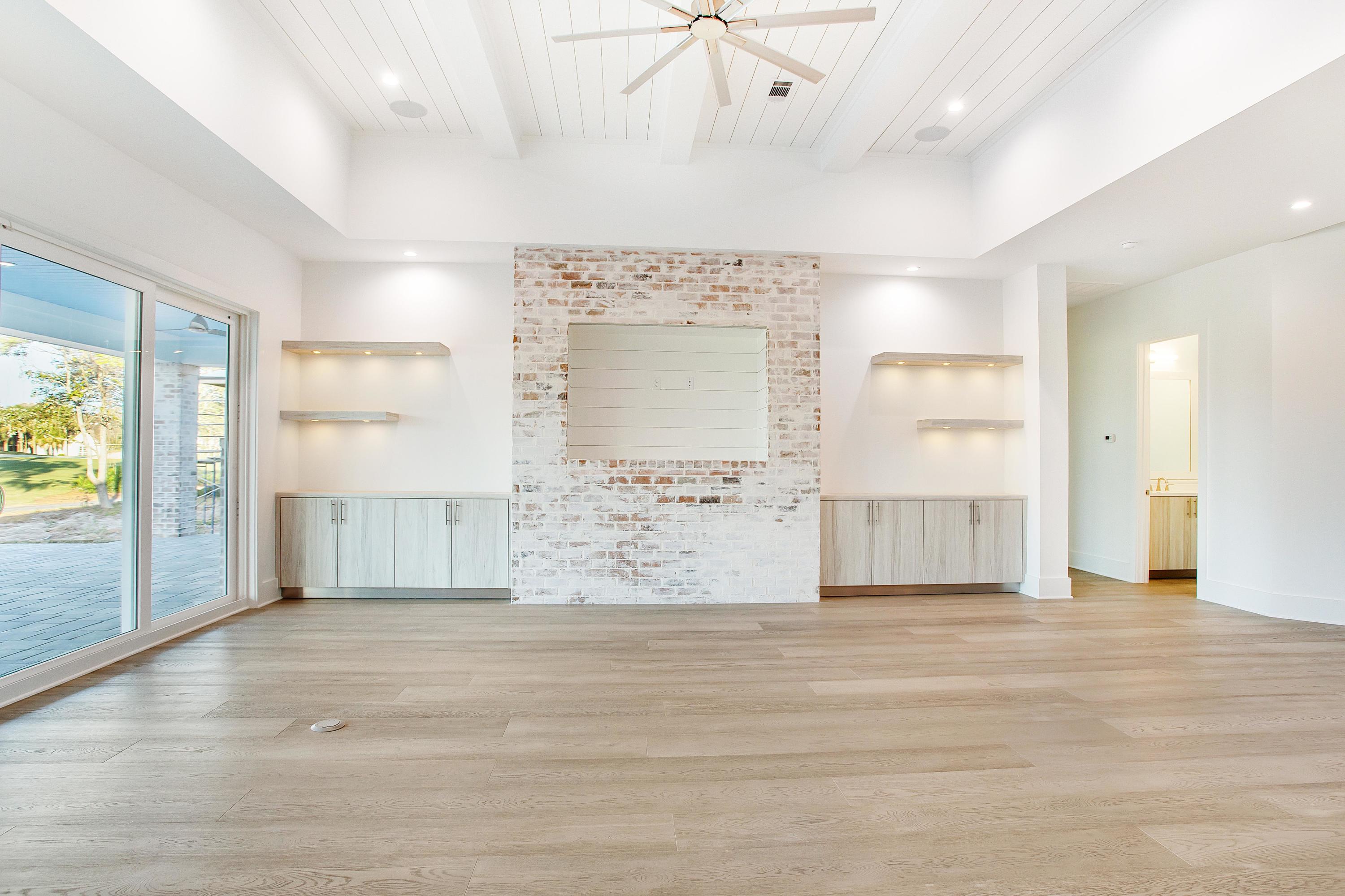 REGATTA BAY PH 1 - Residential