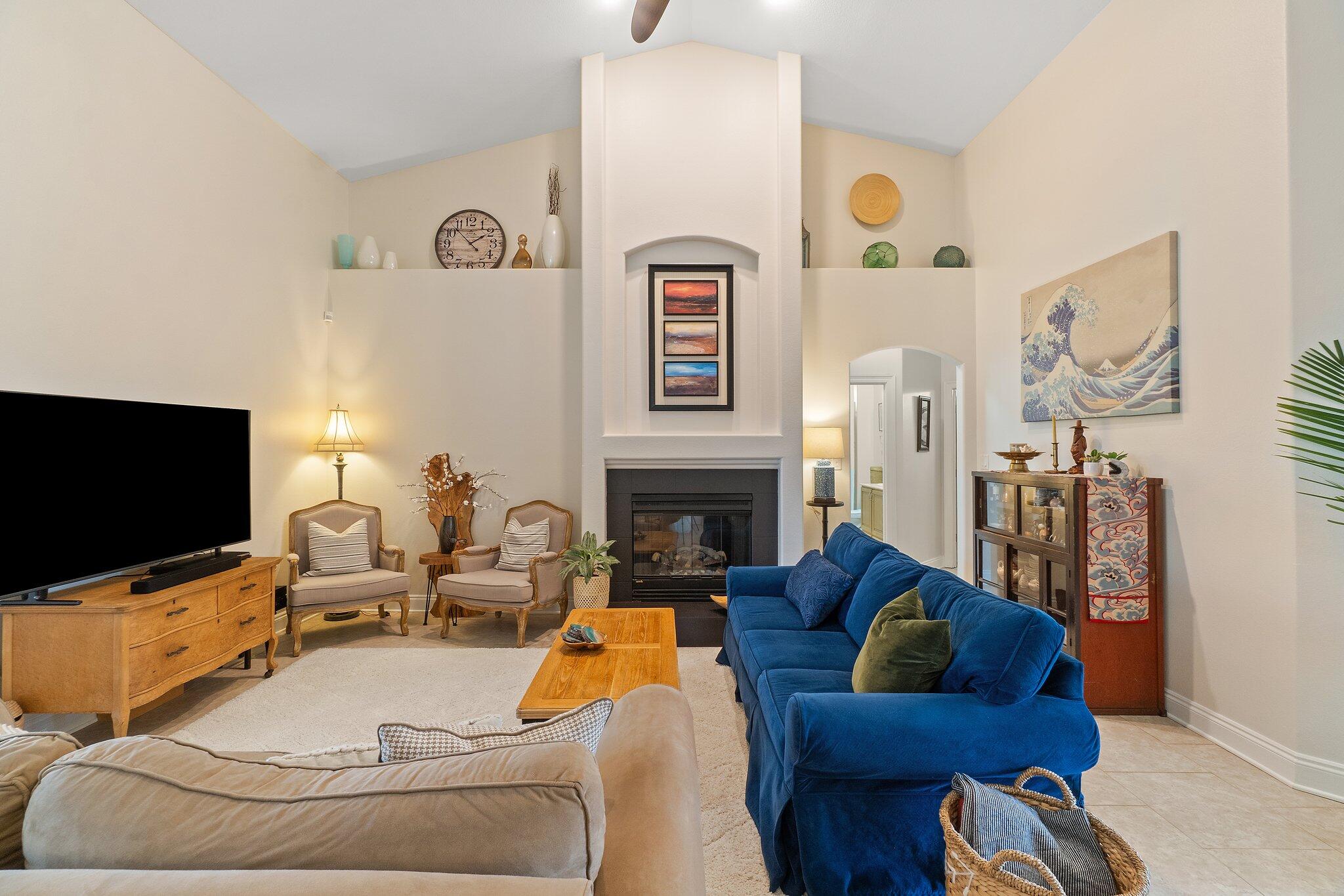 HOLLEY BY THE SEA - Residential