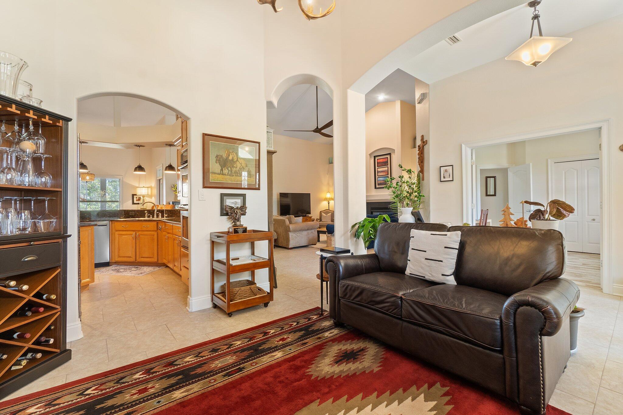 HOLLEY BY THE SEA - Residential