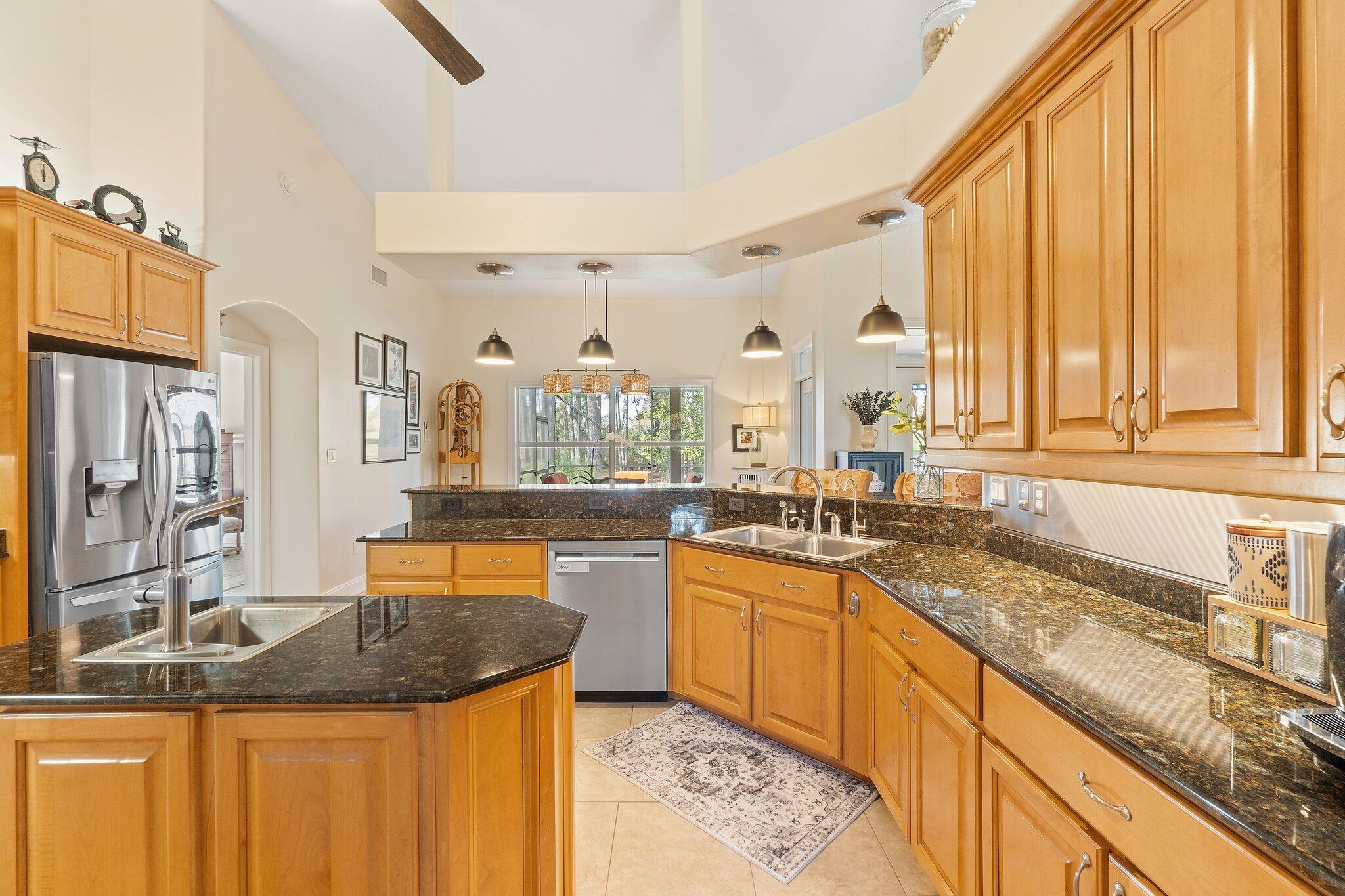 HOLLEY BY THE SEA - Residential