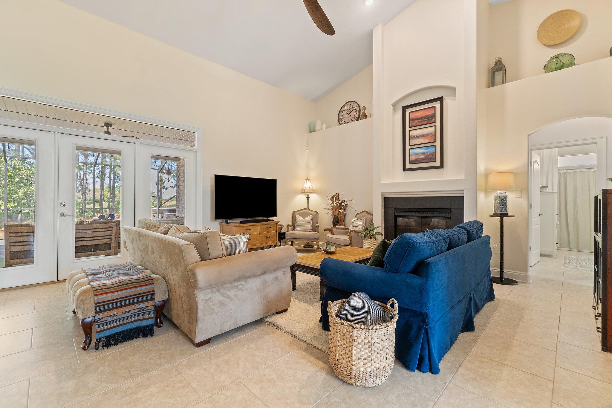 HOLLEY BY THE SEA - Residential