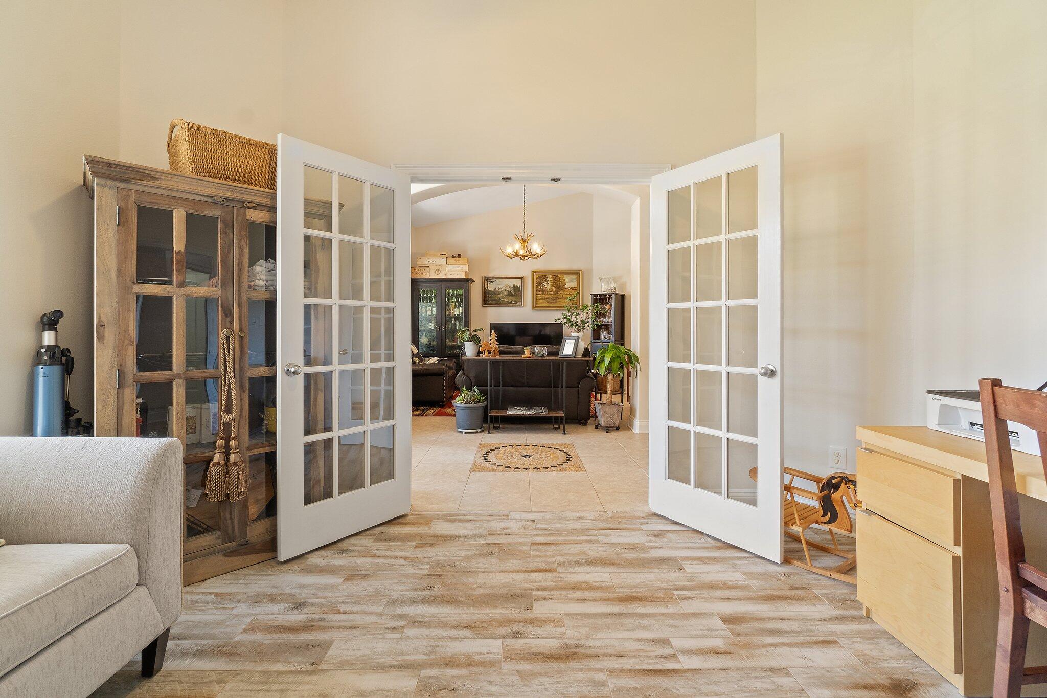 HOLLEY BY THE SEA - Residential