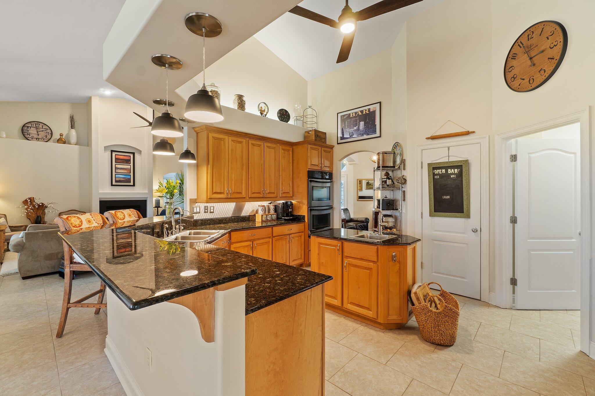 HOLLEY BY THE SEA - Residential