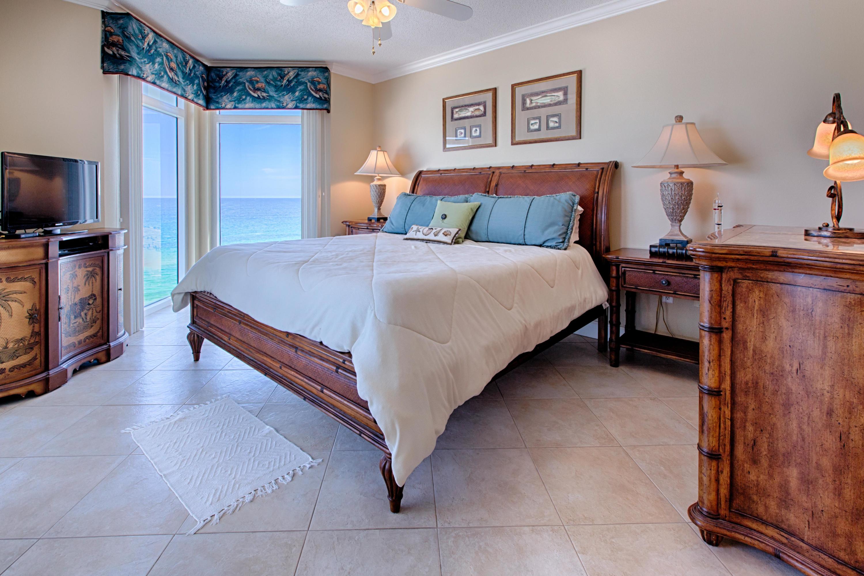 JADE EAST TOWERS CONDO - Residential