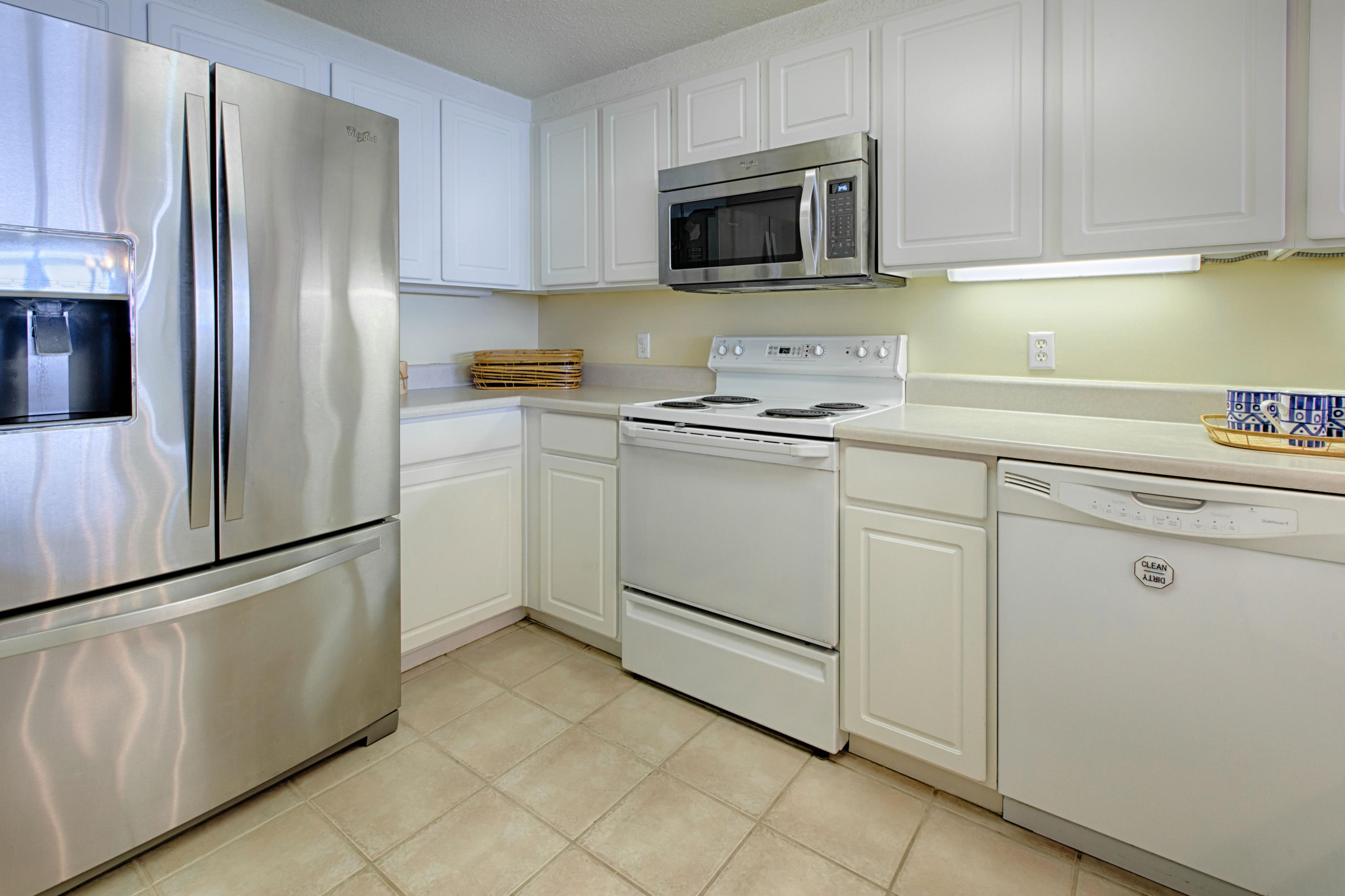 JADE EAST TOWERS CONDO - Residential