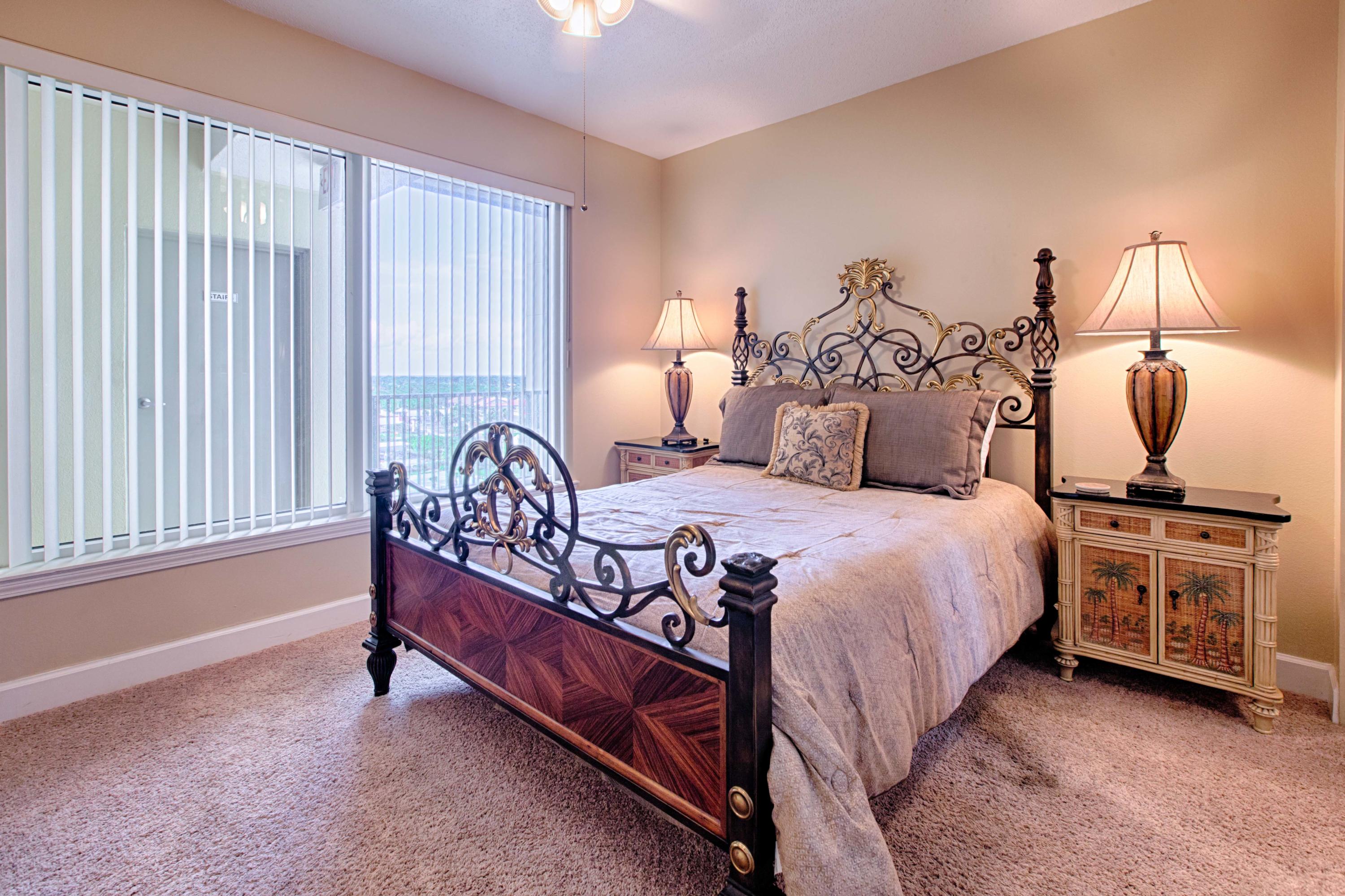 JADE EAST TOWERS CONDO - Residential