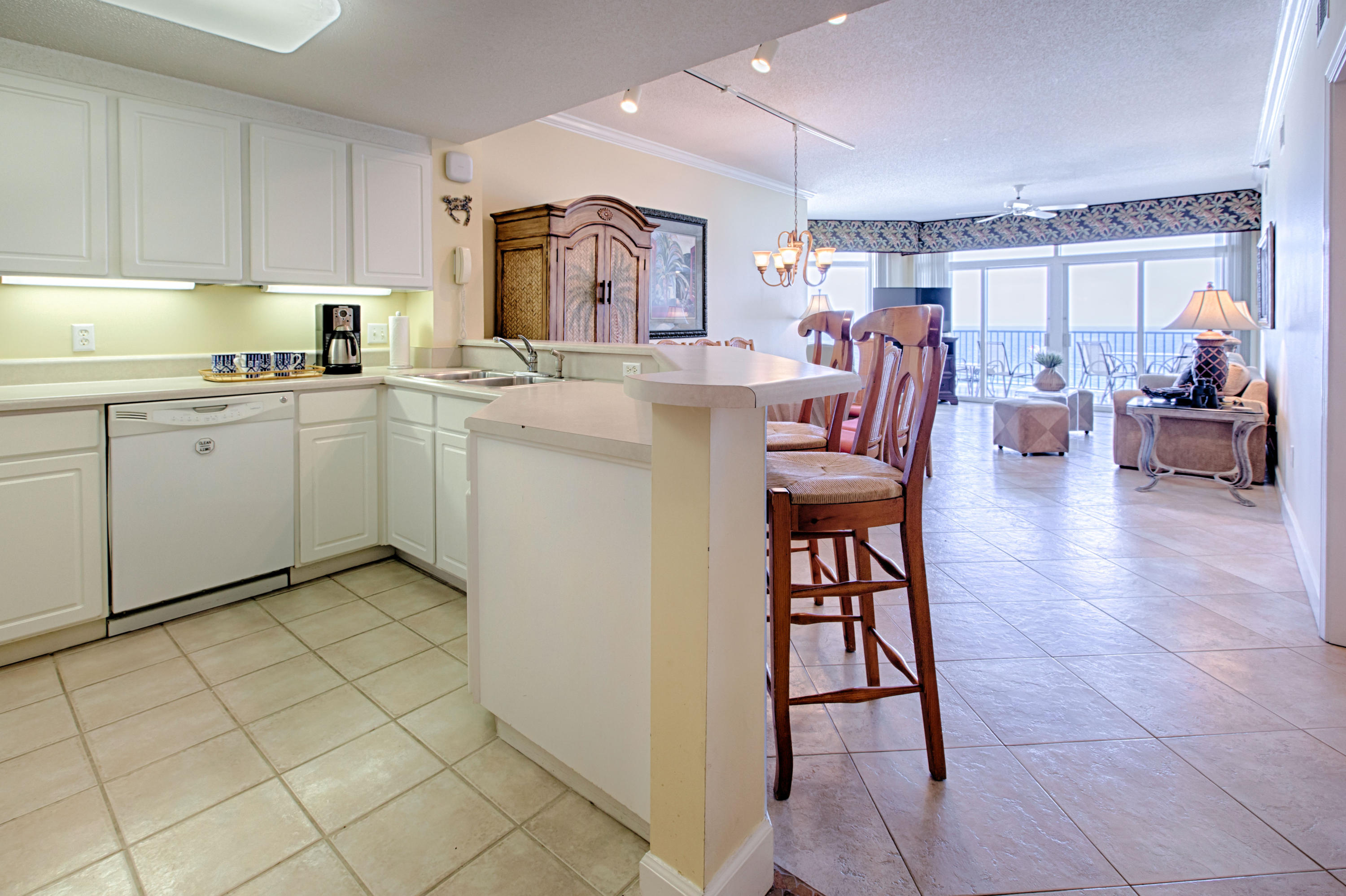 JADE EAST TOWERS CONDO - Residential