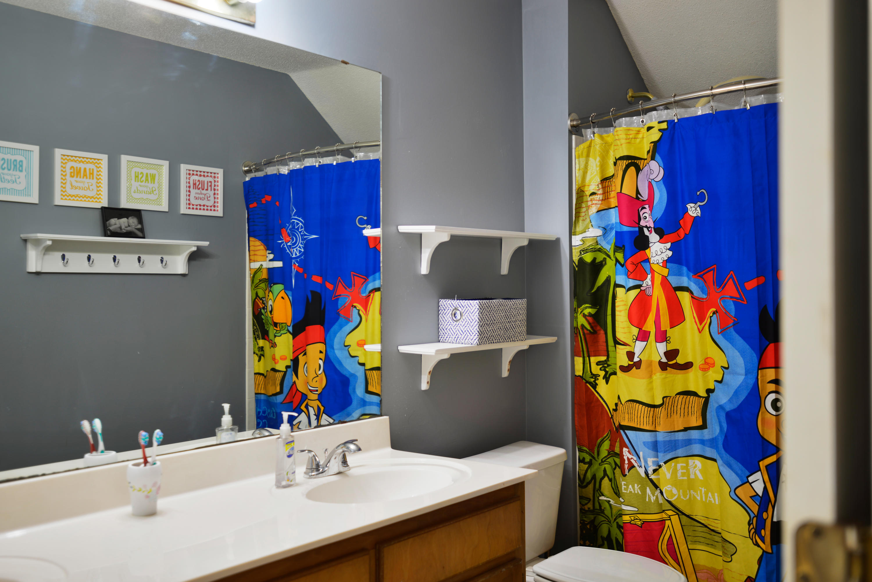 ST ANDREWS VILLAGE S II LOT 9 BLK A - Residential