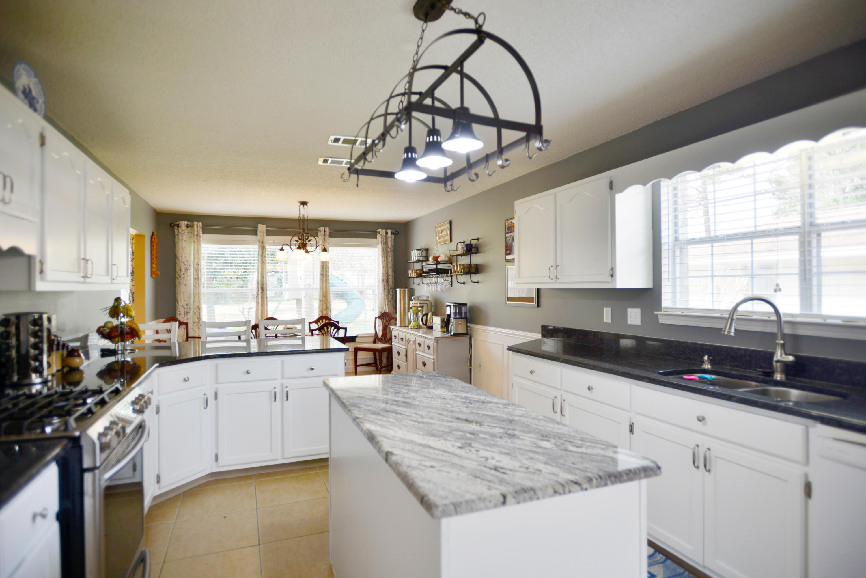 ST ANDREWS VILLAGE S II LOT 9 BLK A - Residential