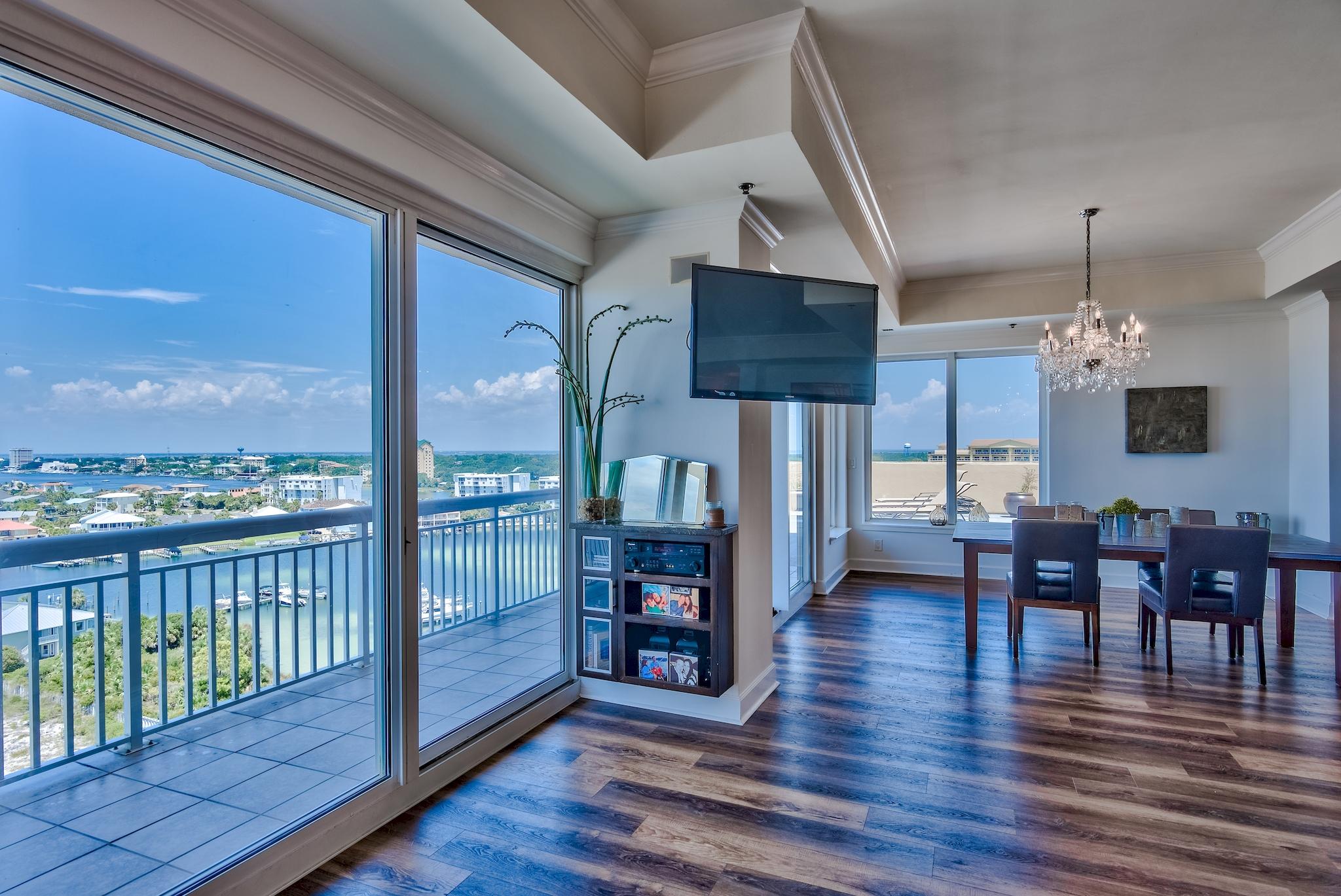 HARBOR LANDING - Residential