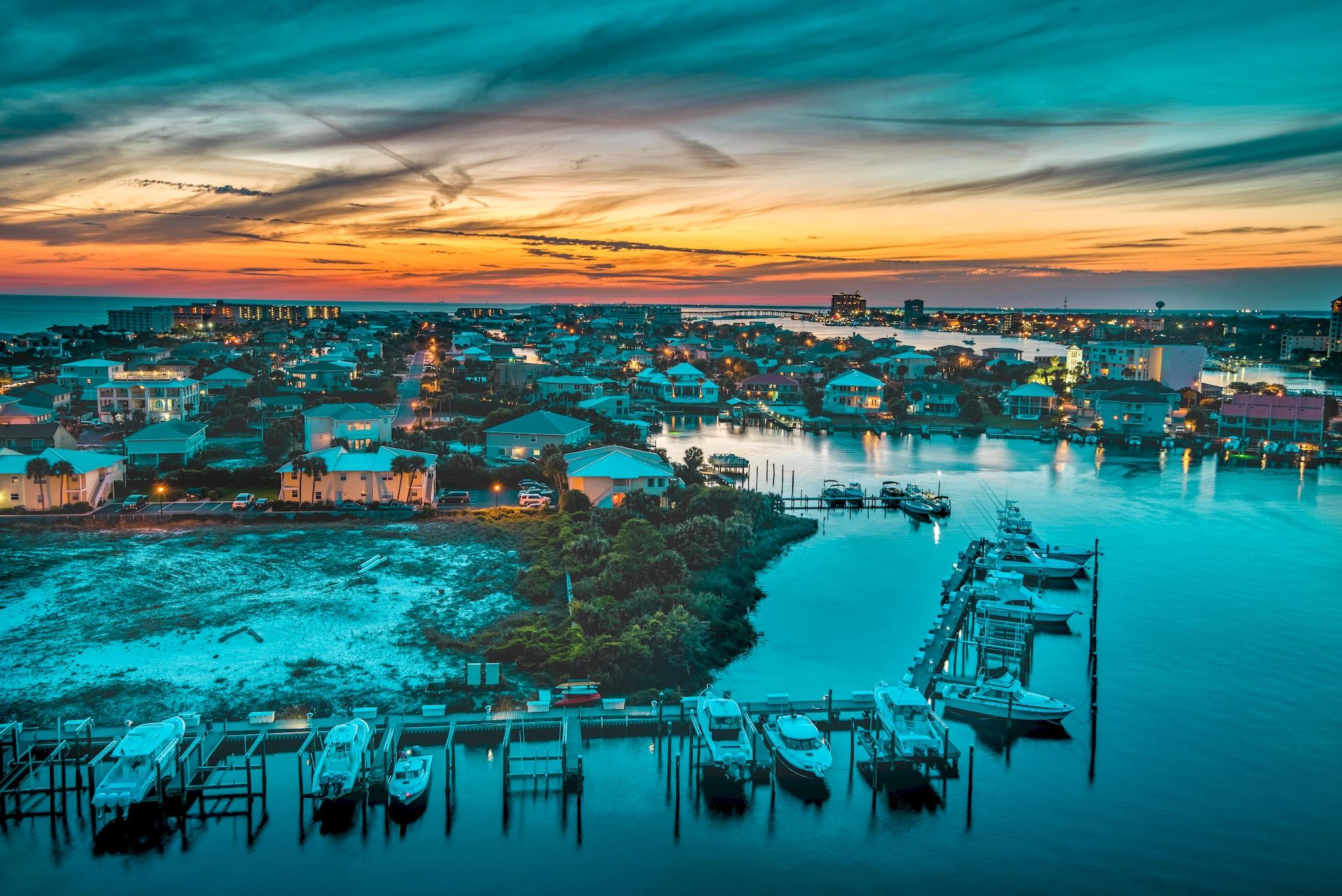 HARBOR LANDING - Residential