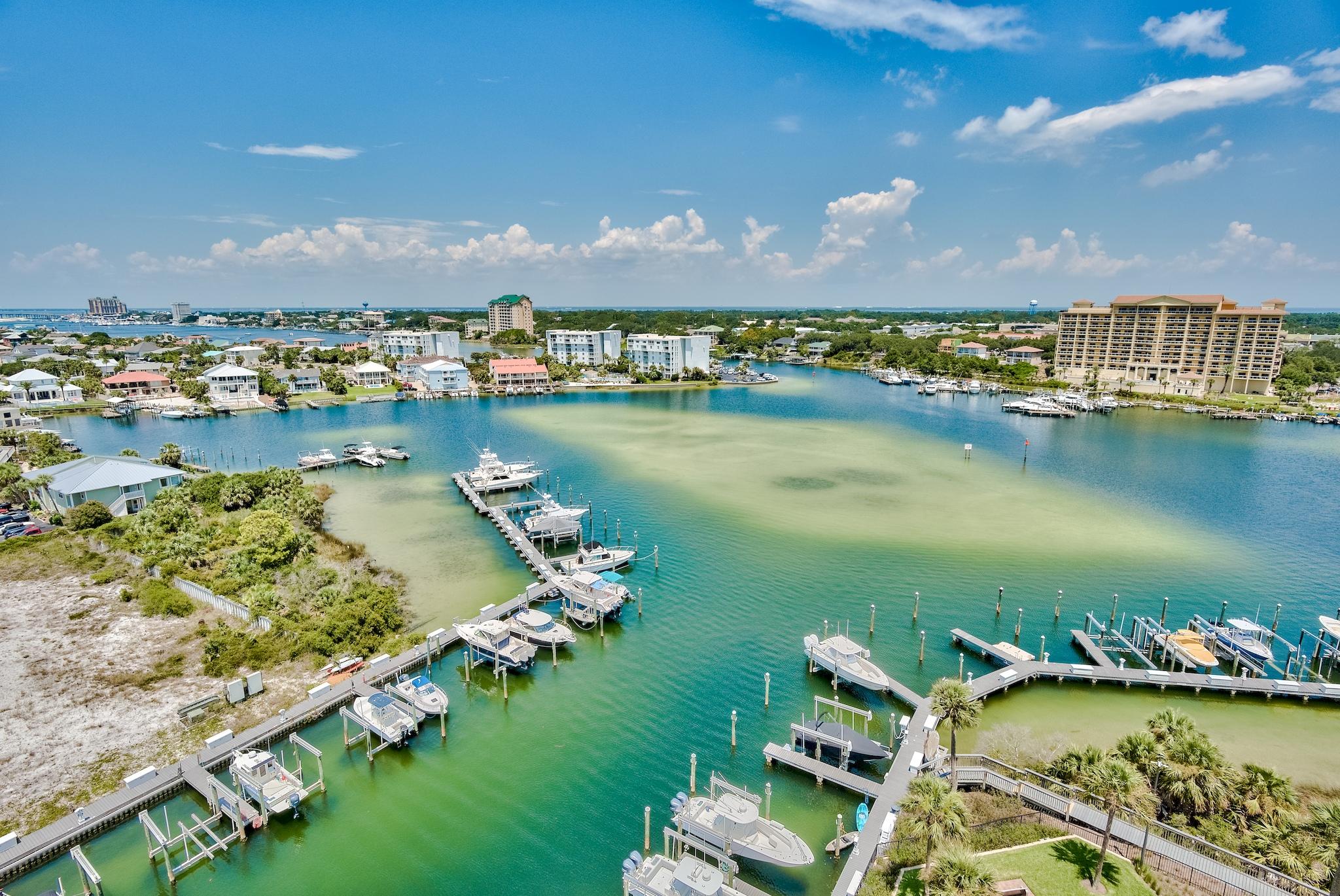 HARBOR LANDING - Residential
