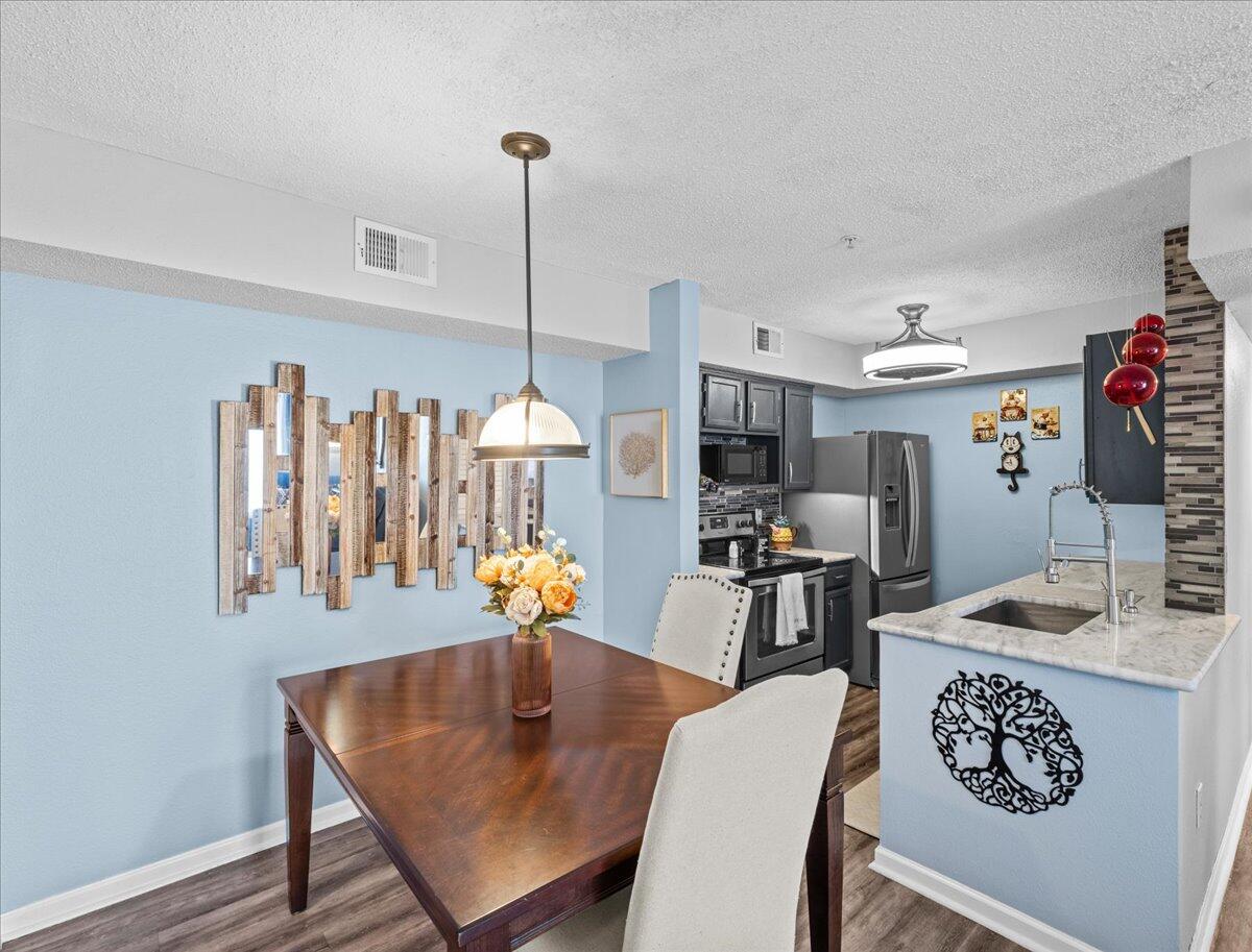 INDIAN LAKE - Residential