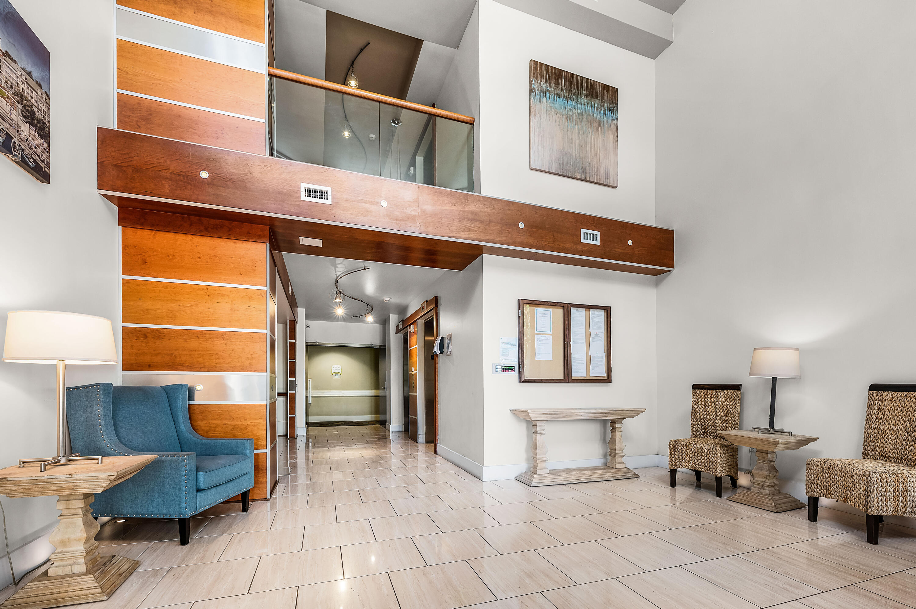 BAHIA CONDO - Residential