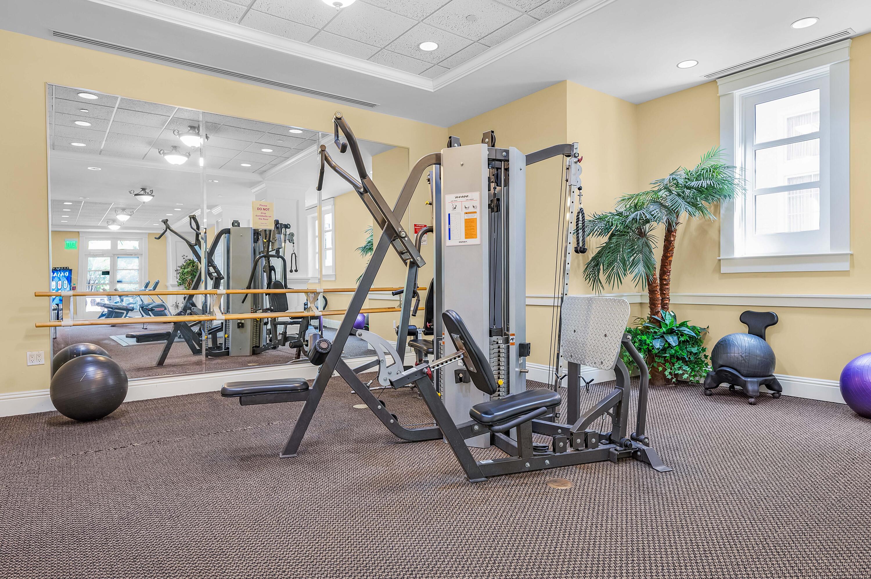 BAHIA CONDO - Residential