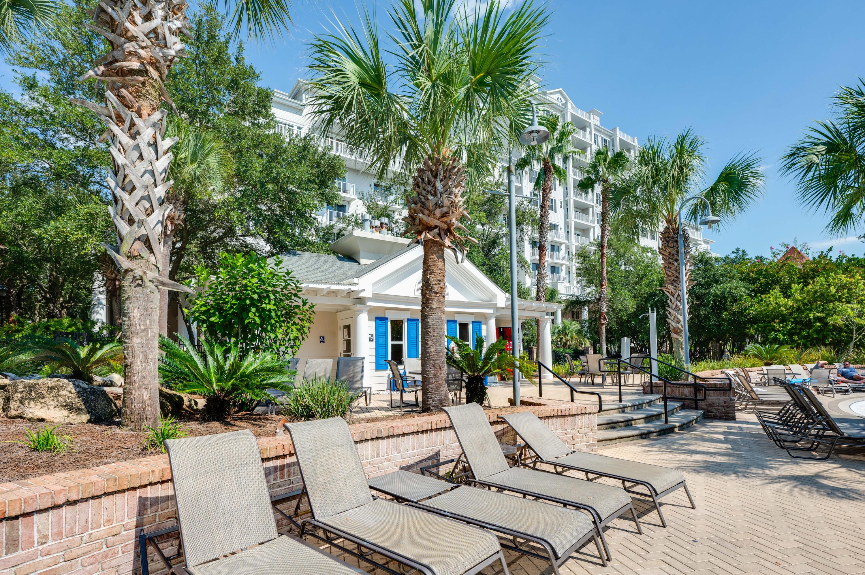 BAHIA CONDO - Residential