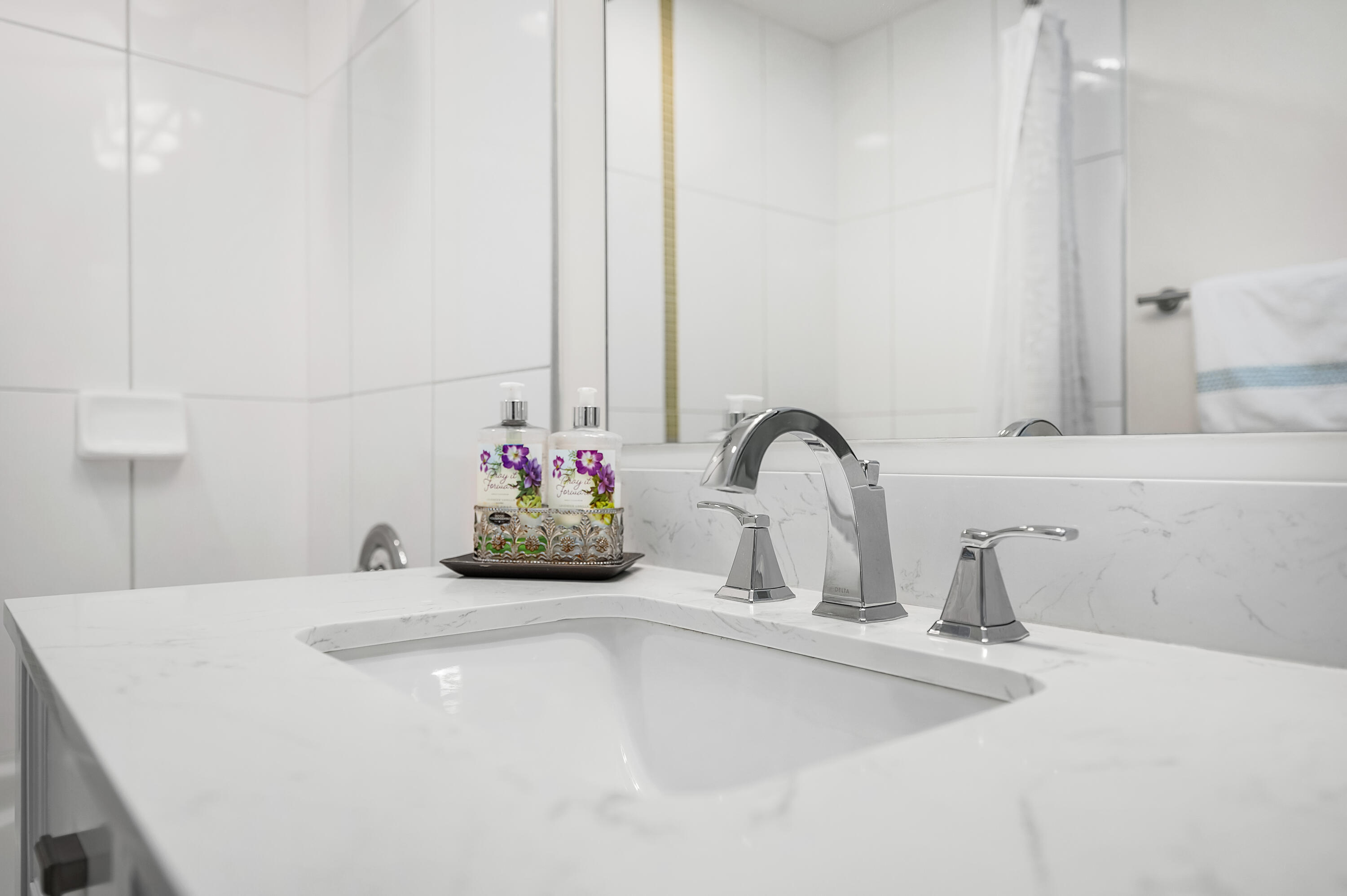 BAHIA CONDO - Residential