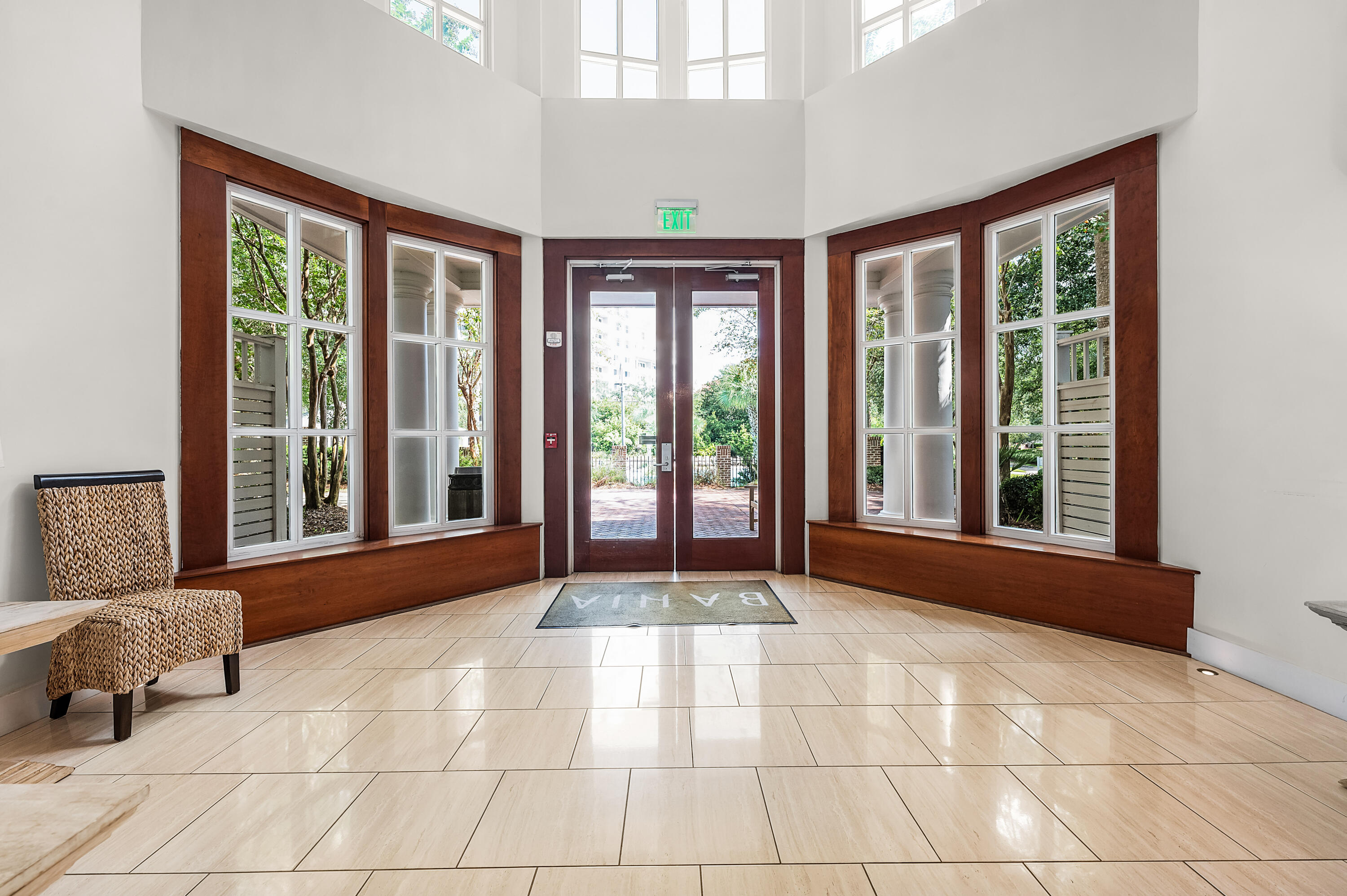 BAHIA CONDO - Residential