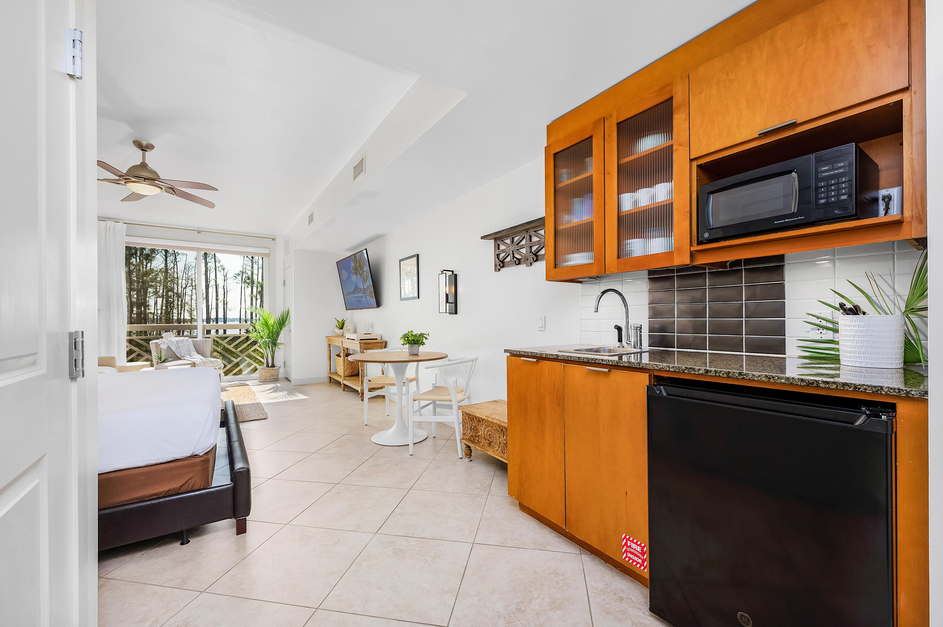 BAHIA CONDO - Residential