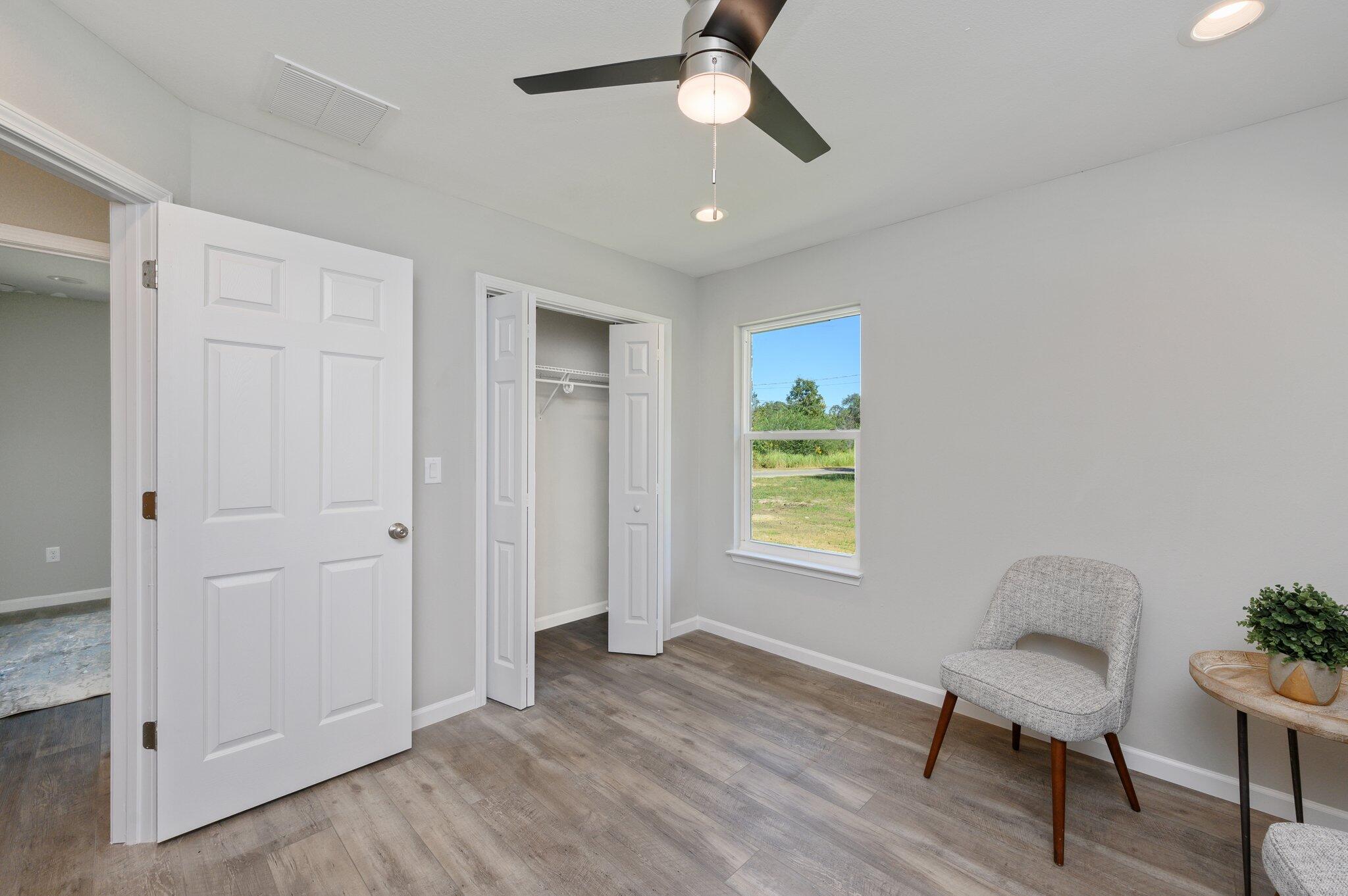 OAKDALE MIN/FARMS - Residential