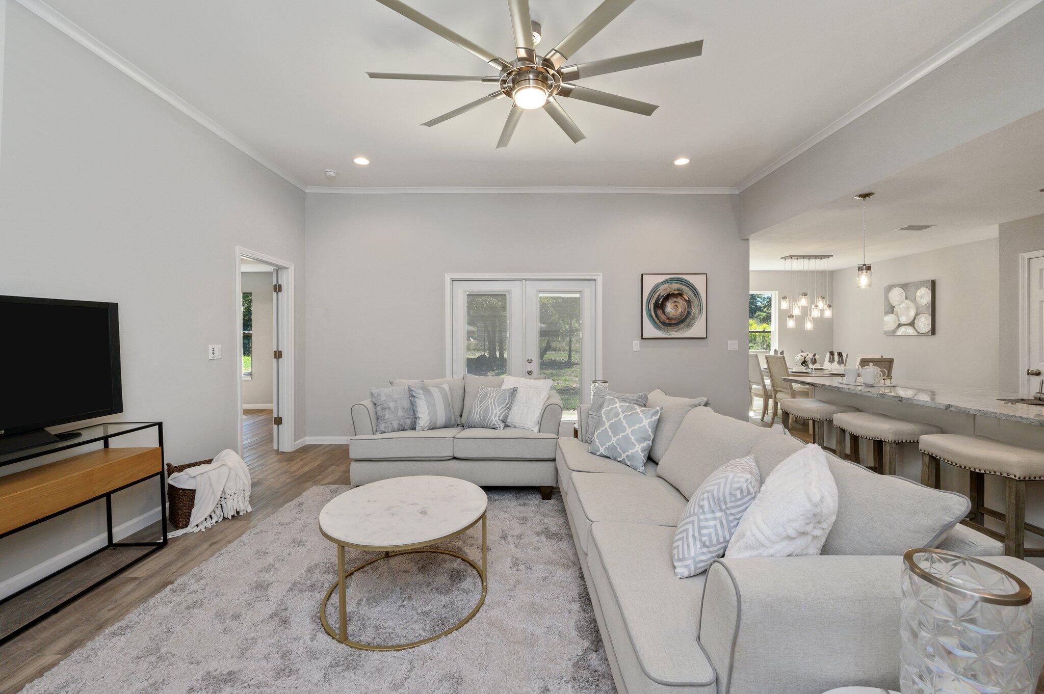 OAKDALE MIN/FARMS - Residential