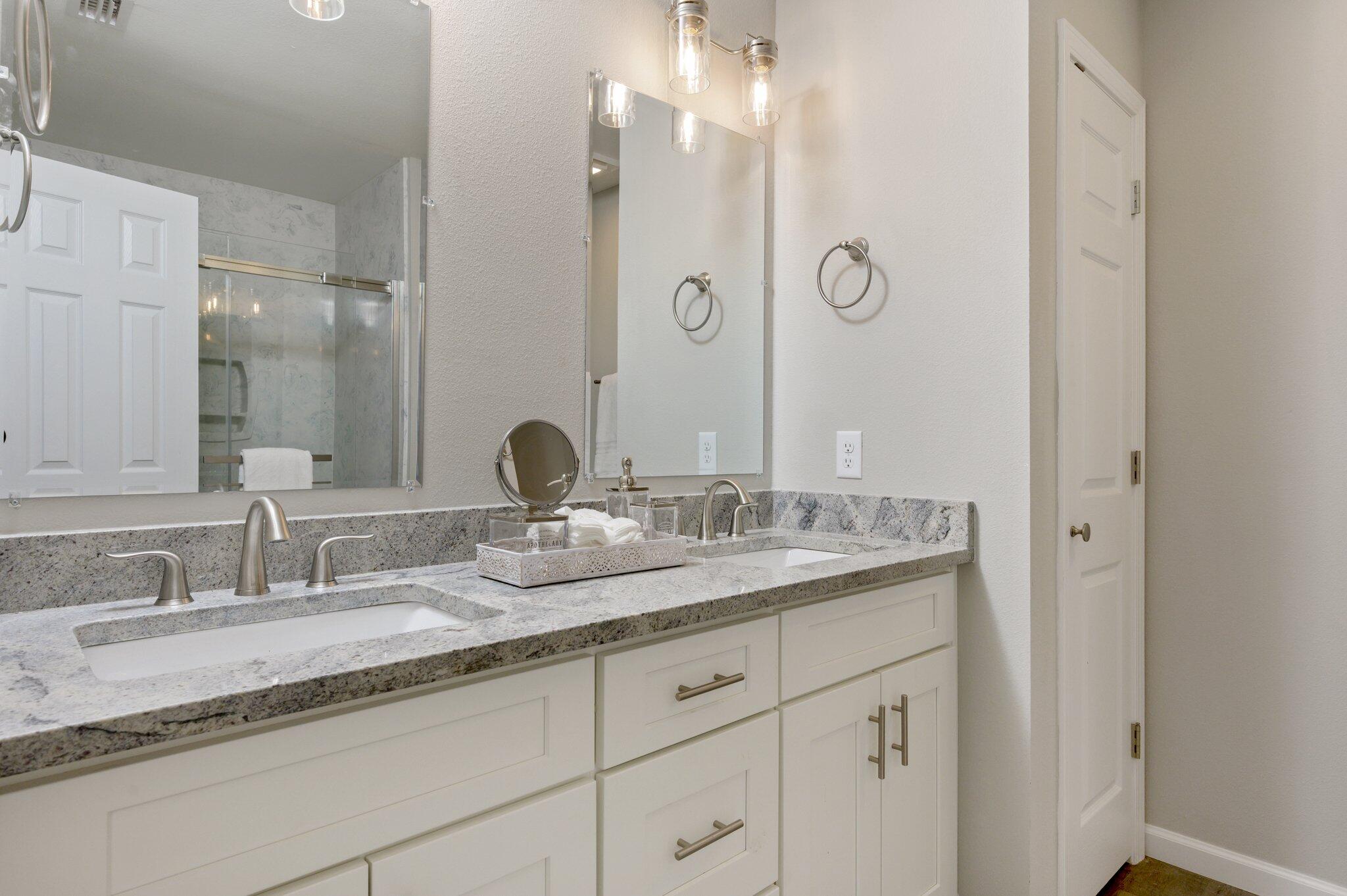 OAKDALE MIN/FARMS - Residential