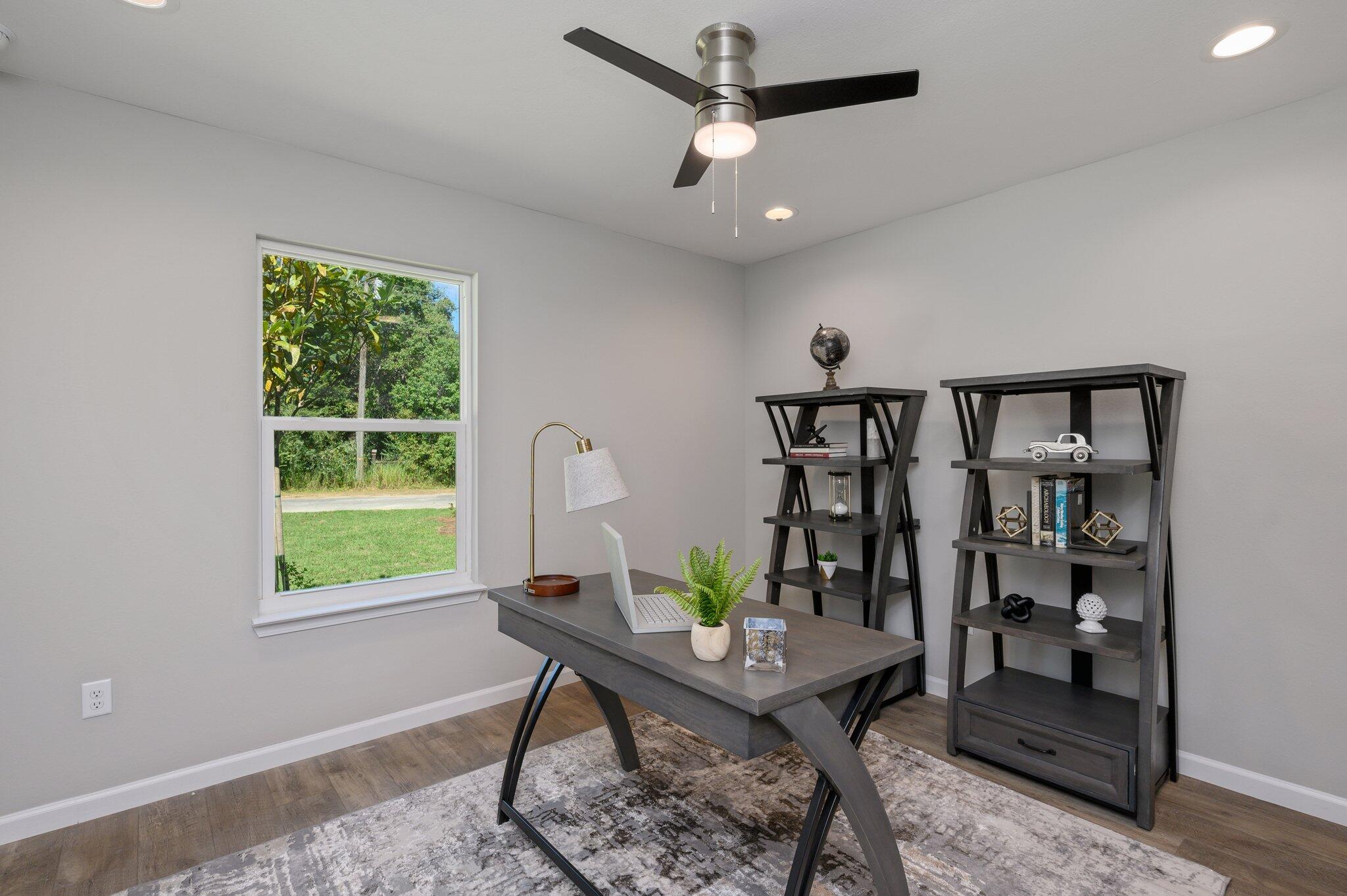 OAKDALE MIN/FARMS - Residential