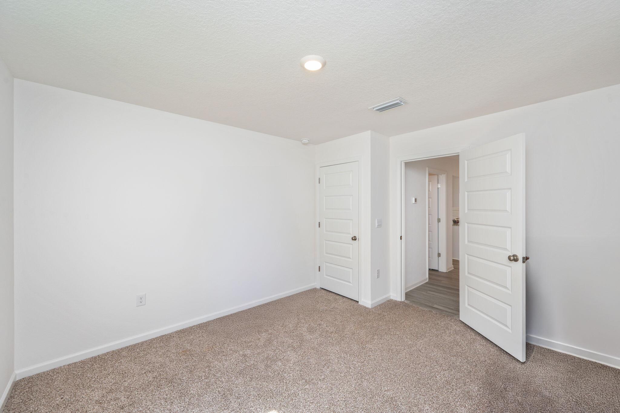RIVERWALK PH I - Residential Lease