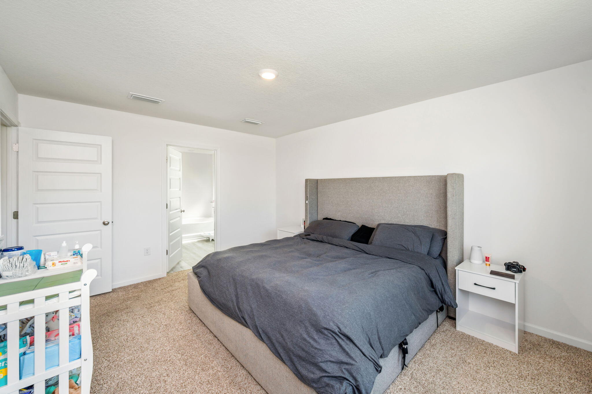 RIVERWALK PH I - Residential Lease