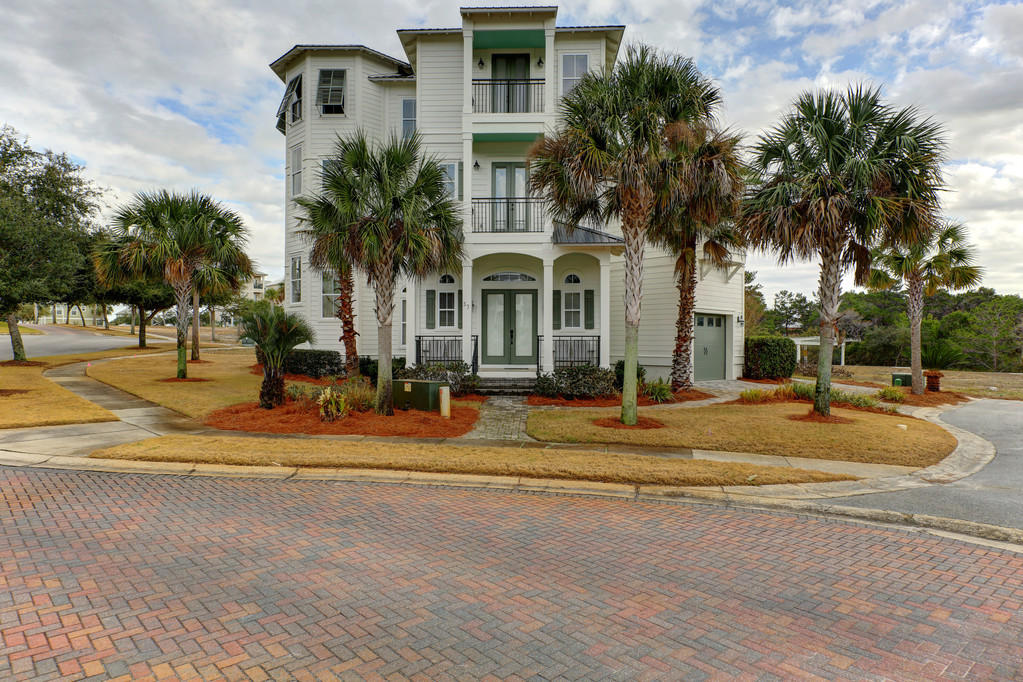 VILLAGE AT BLUE MOUNTAIN BEACH - Residential