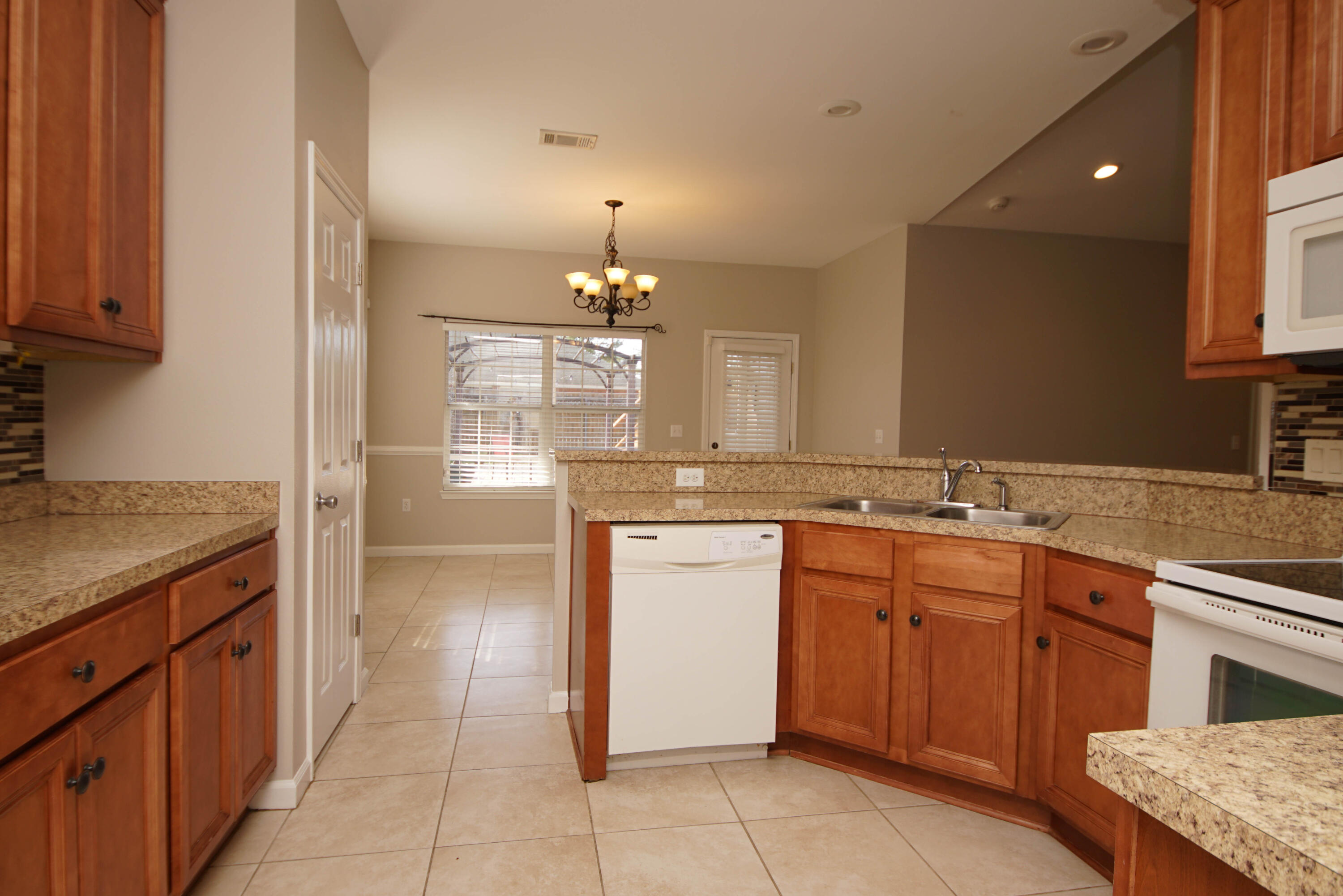 VALPARAISO P/C #6 LOT 8 BLK 114 - Residential Lease