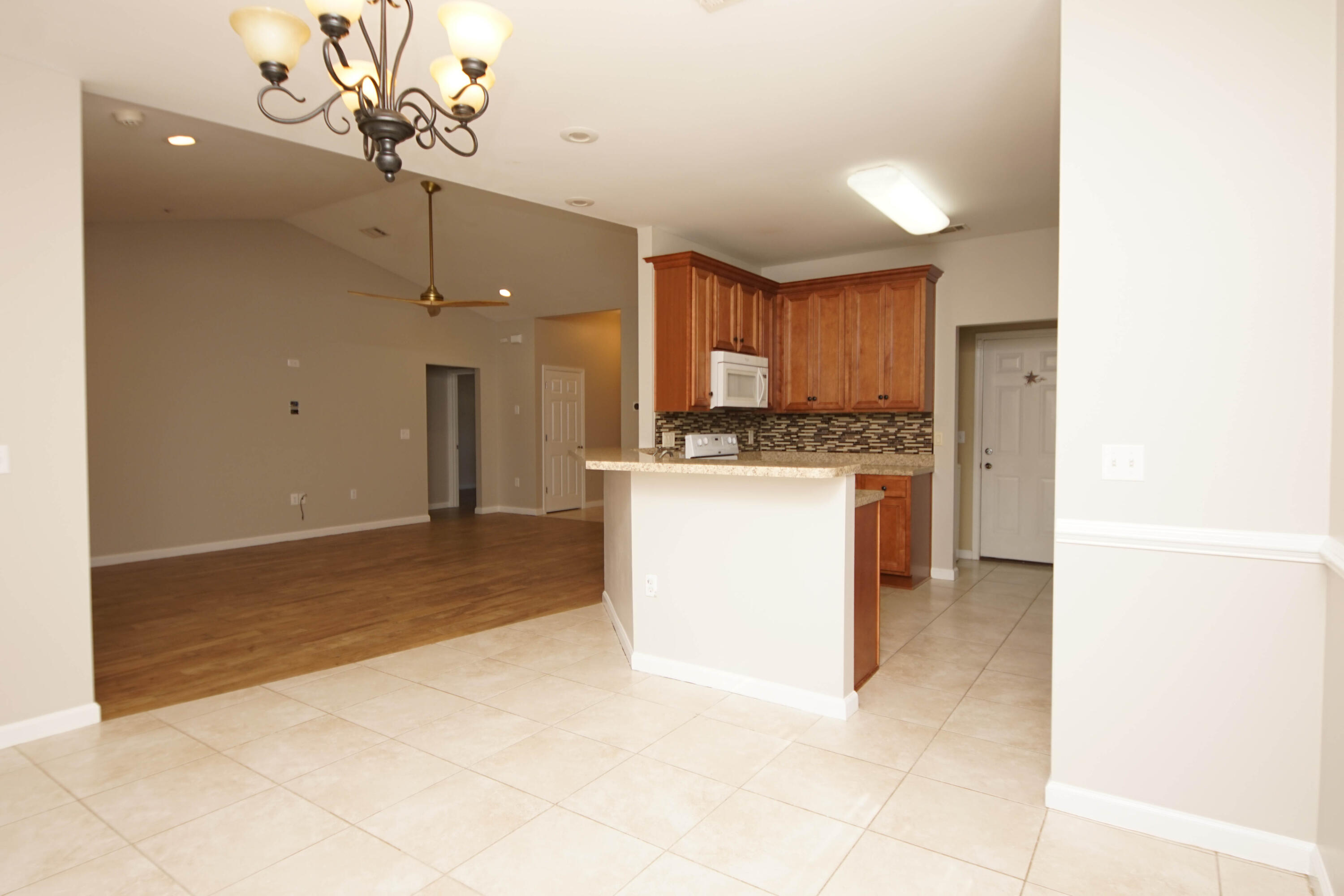 VALPARAISO P/C #6 LOT 8 BLK 114 - Residential Lease