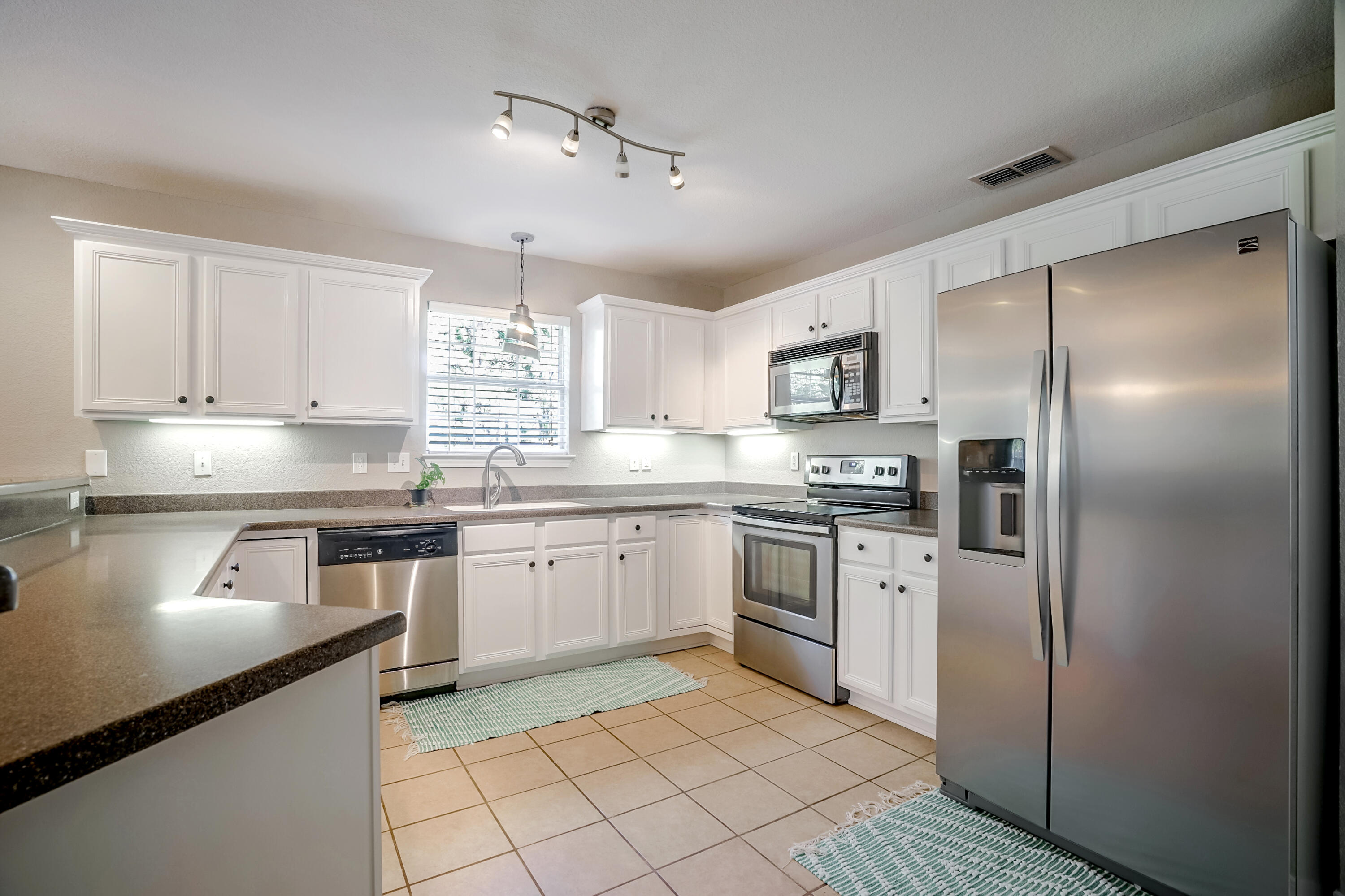 DRIFTWOOD ESTATES - Residential