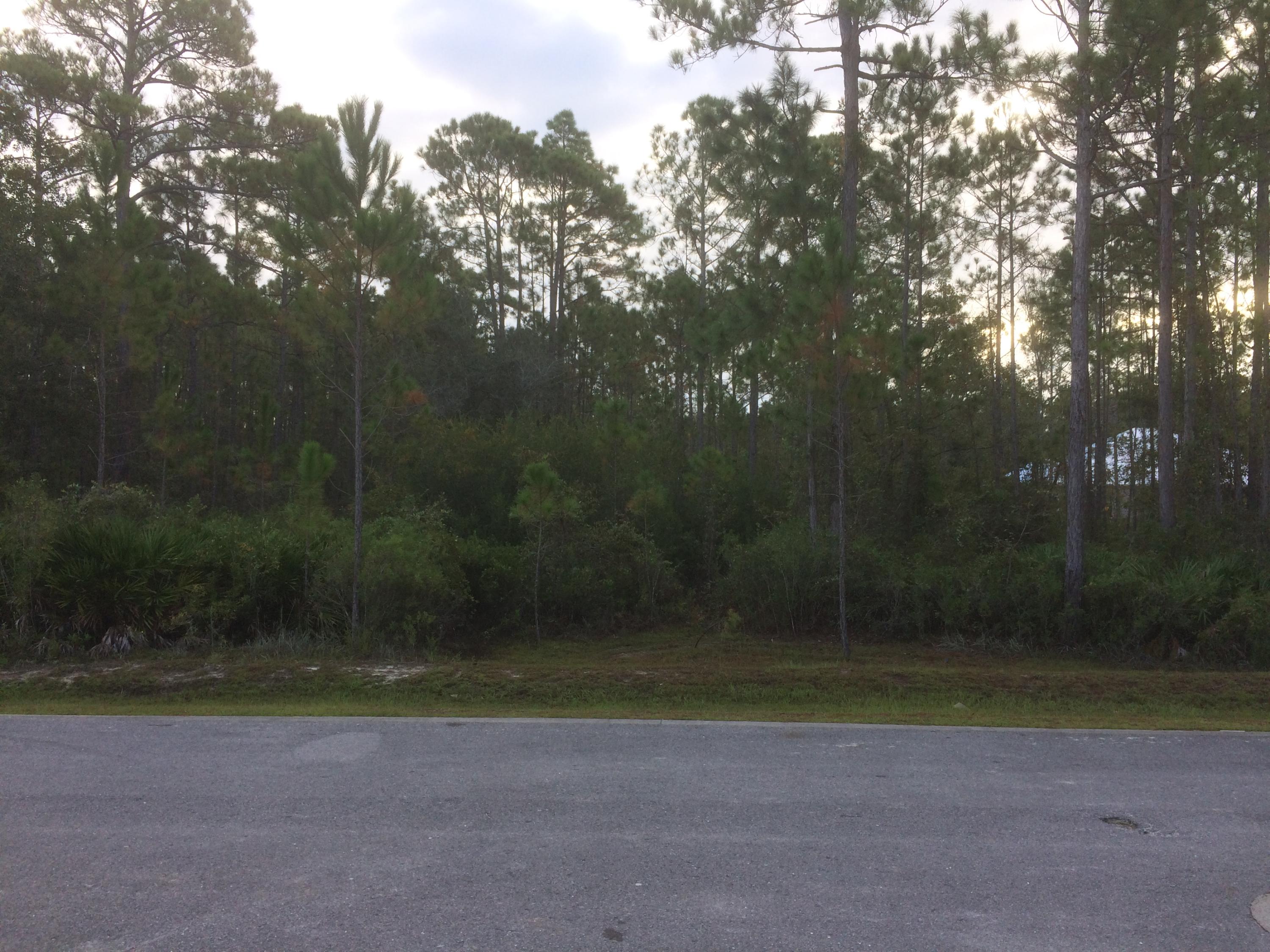 SECLUSION BAY - Land