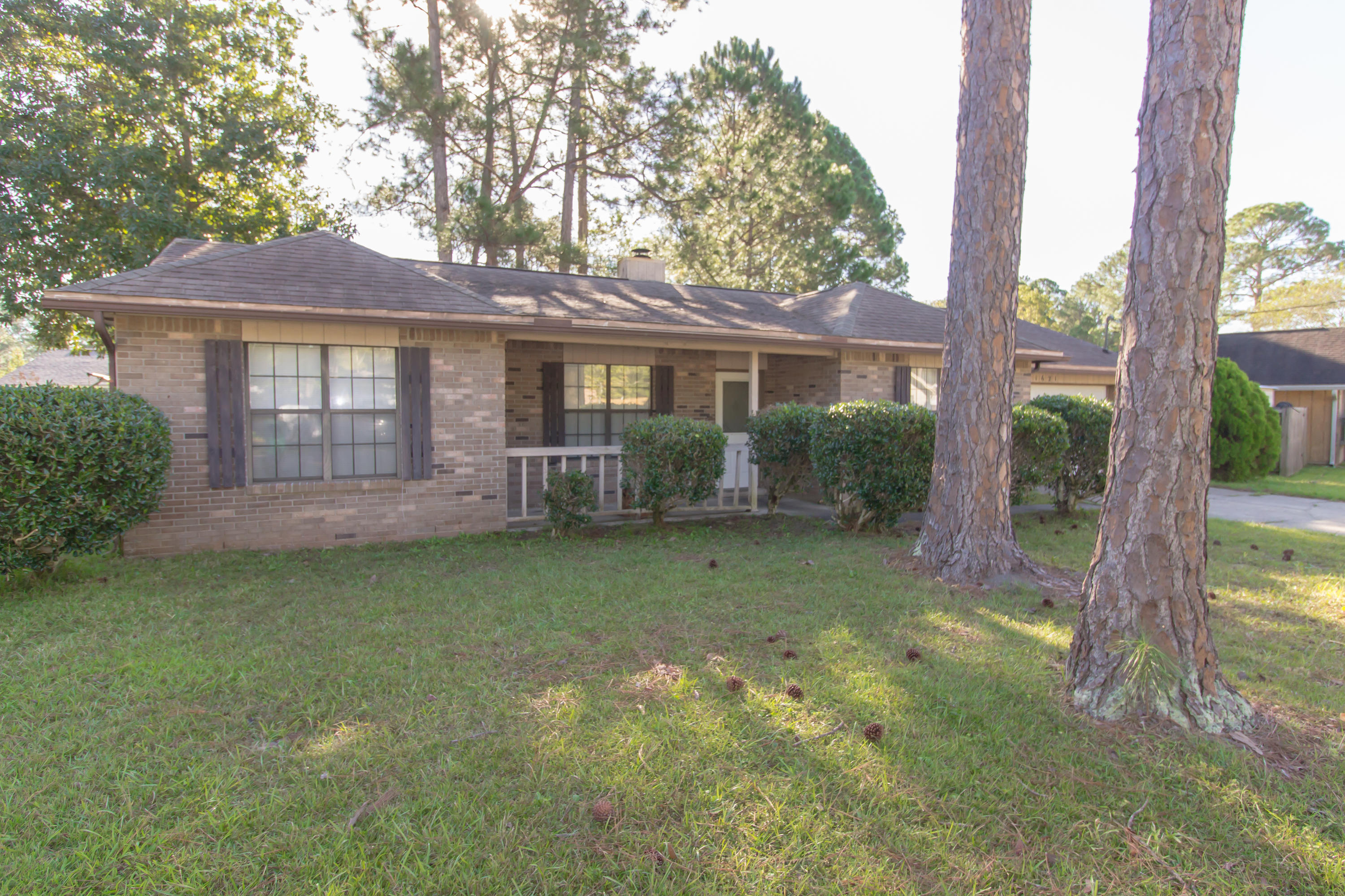 PINE MEADOWS 2ND ADDN - Residential