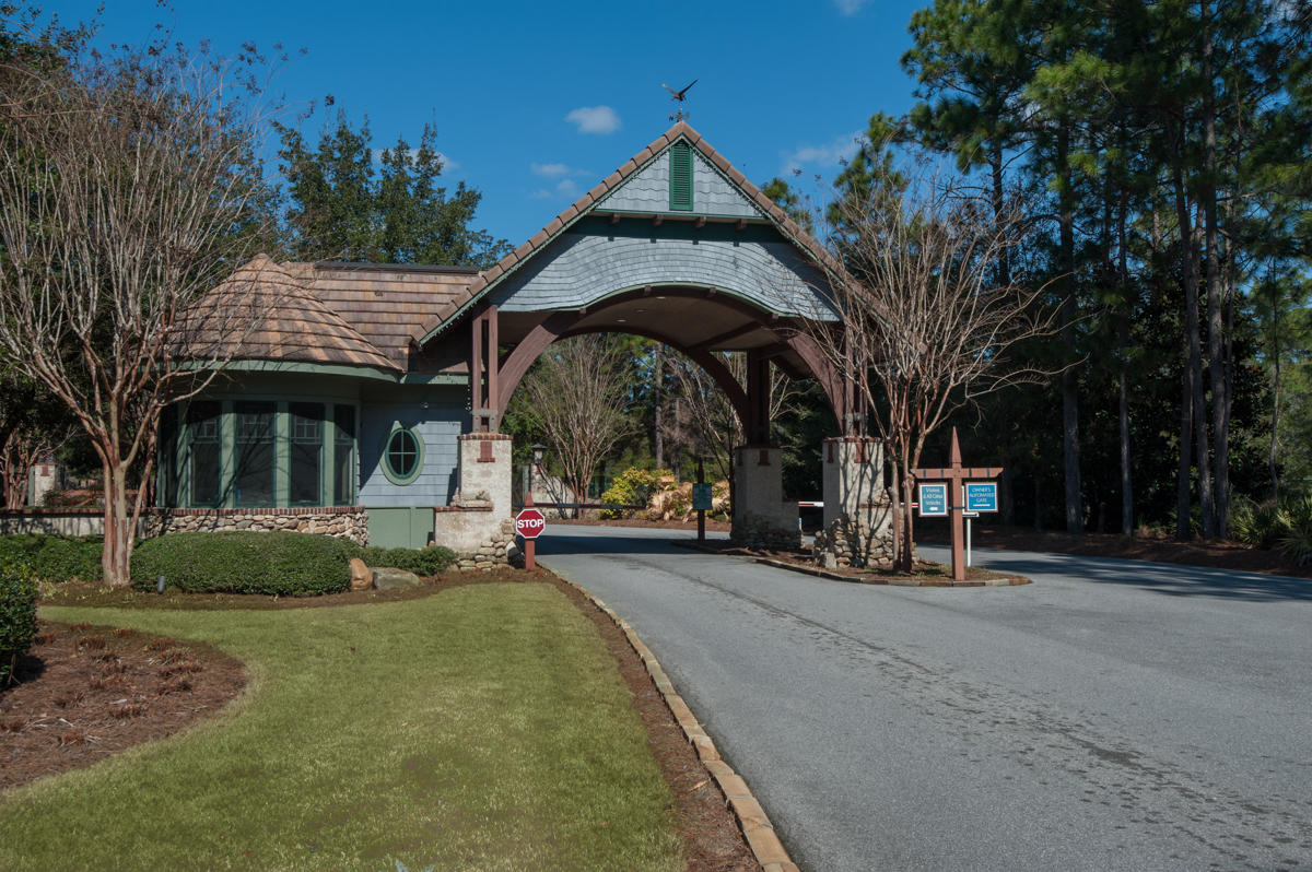 WILD HERON - Residential